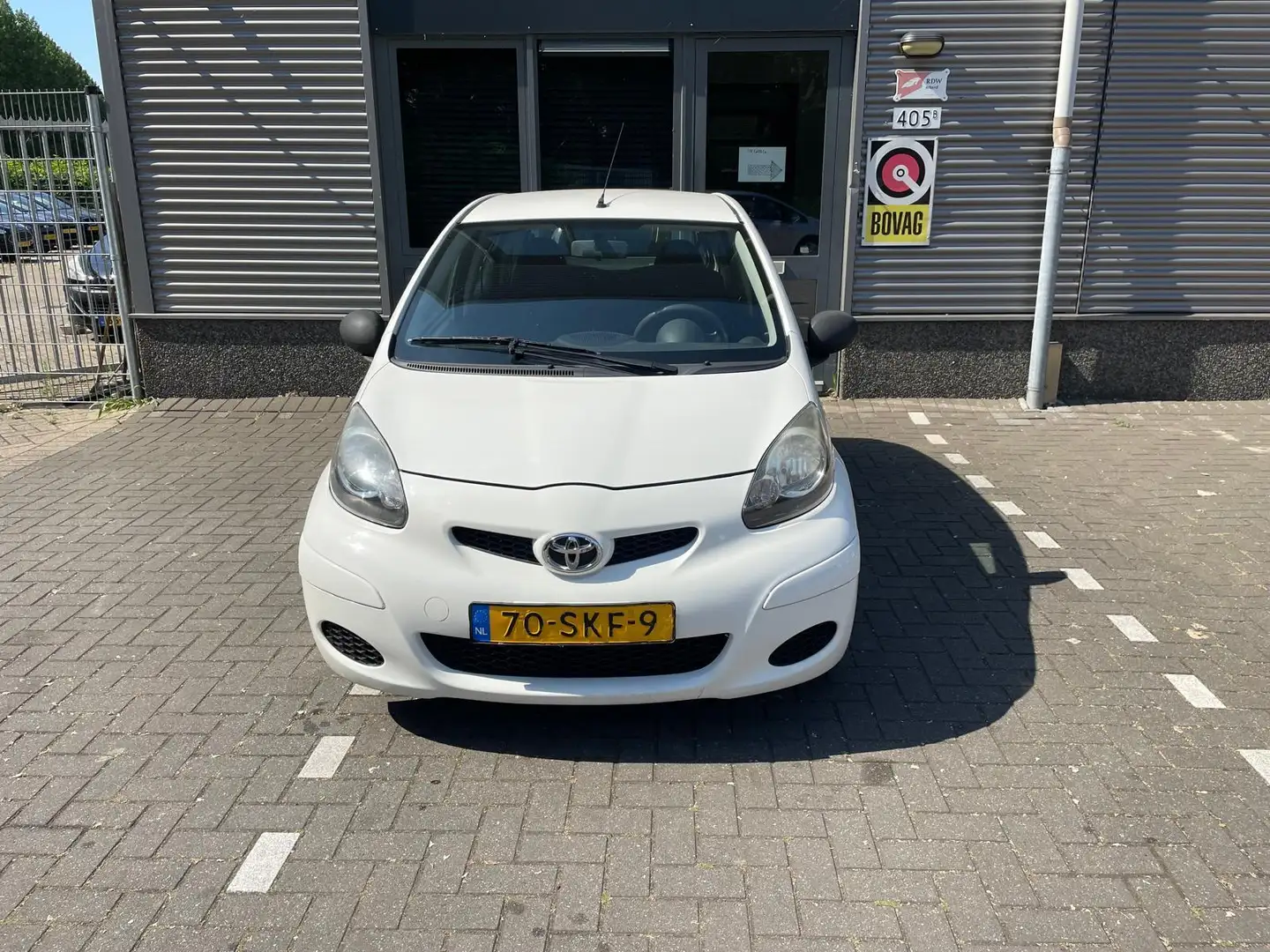 Toyota Aygo 1.0-12V Now Blanc - 2