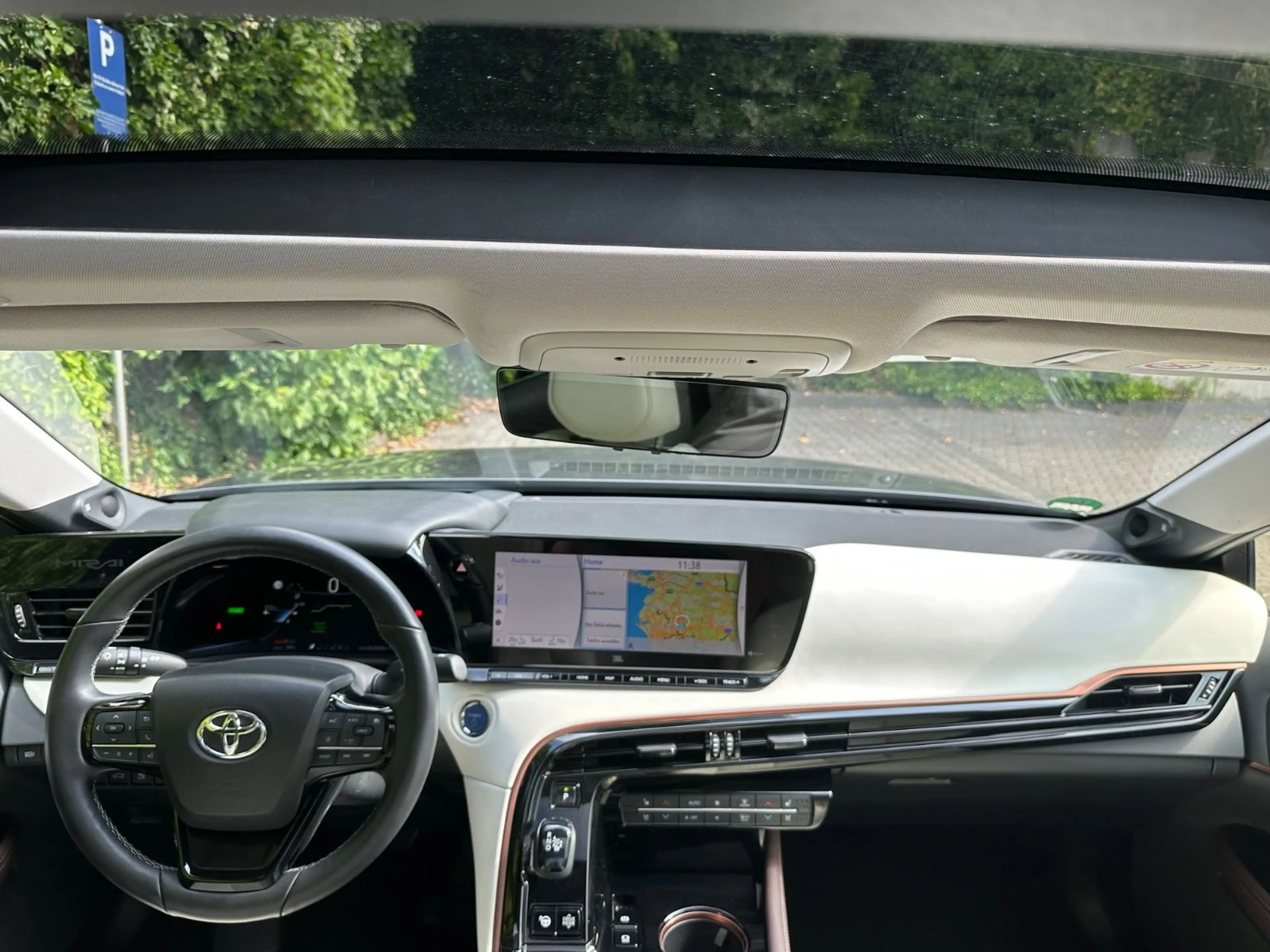 Toyota Mirai Advanced/JBL/HeadUp/Matrix-LED/Pano/360° — photo 12