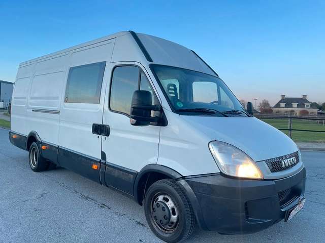 Imagine Iveco Daily*35C13*Maxi-XXL*Klima*6-Sitzer*Mixto-*Euro5