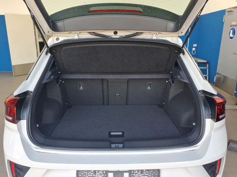 Volkswagen T-Roc TSI R-LINE *LED*CARPLAY*PDC*LANE ASSIST* — photo 5