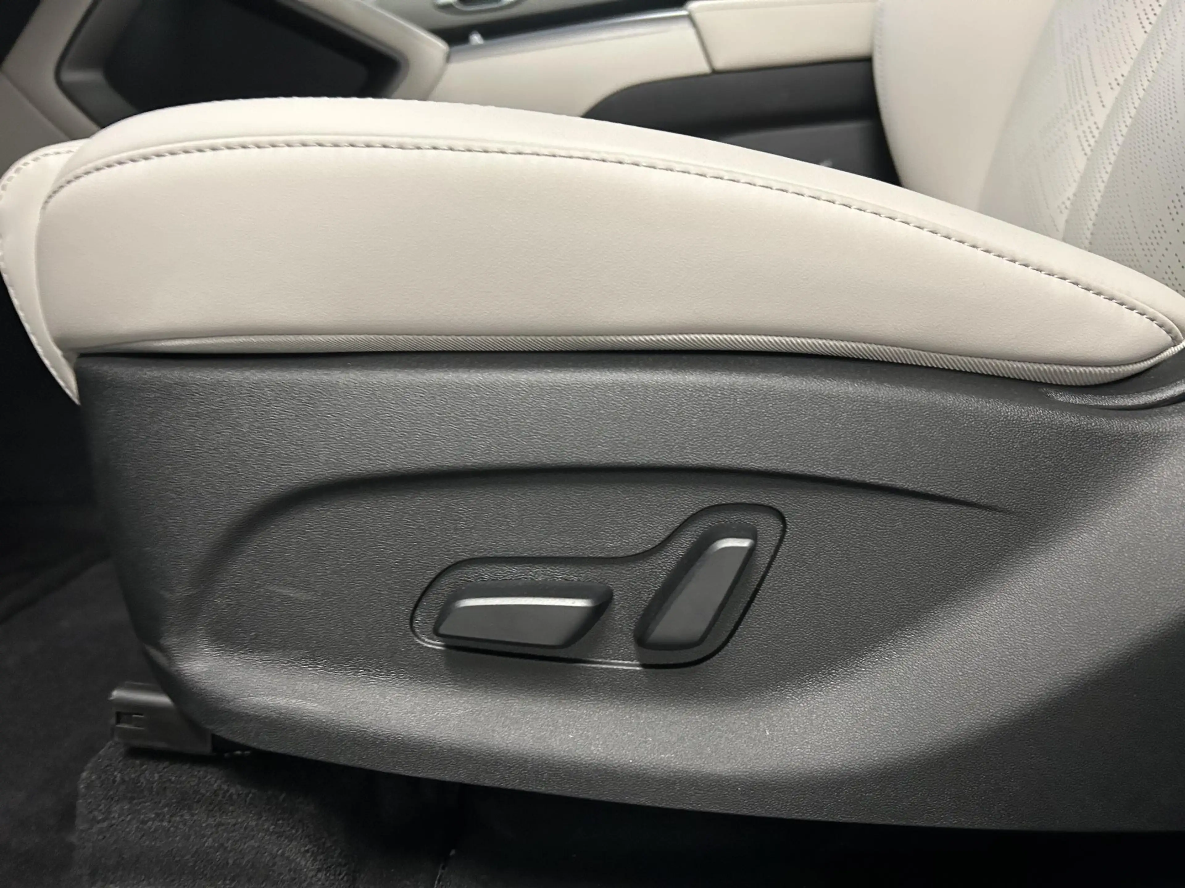 BYD Atto 2 1.5 DM-i Boost | NIEUW! | BEIGE LEDER | DIRECT RIJ — photo 32