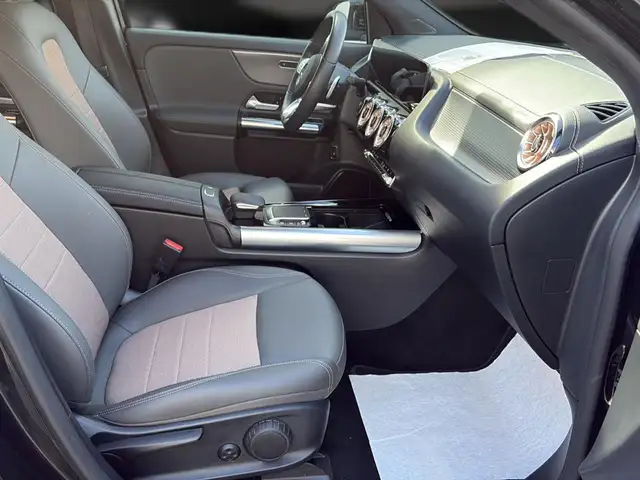 Mercedes-Benz Eqa view 14