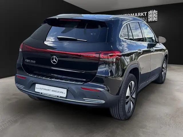Mercedes-Benz Eqa view 7