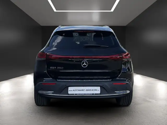 Mercedes-Benz Eqa view 10