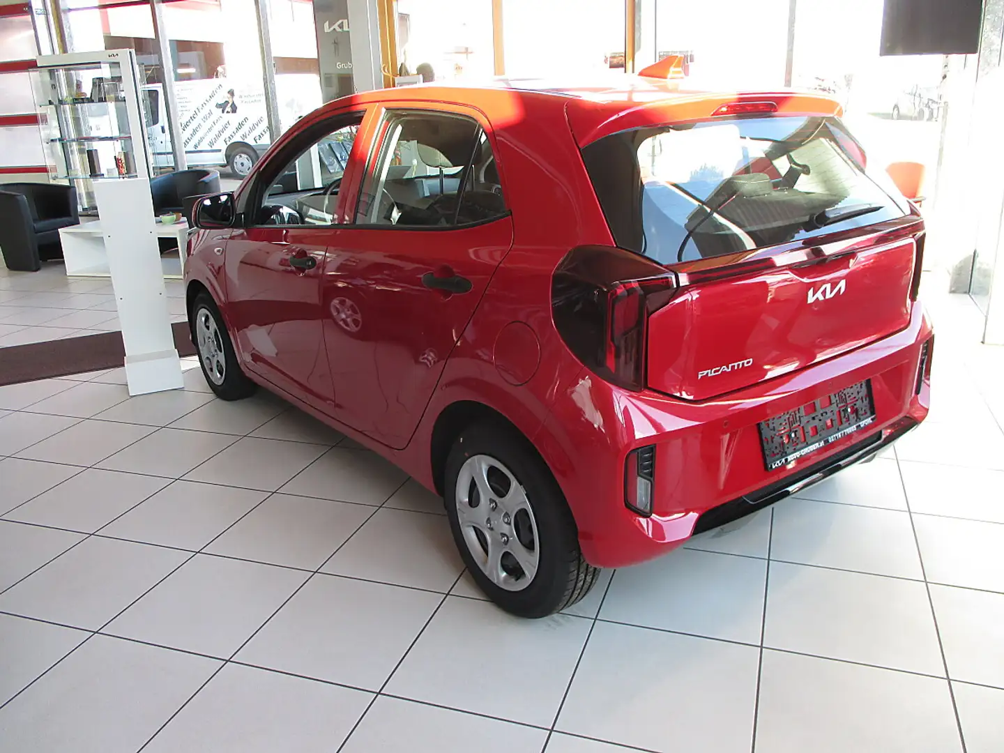 Kia Picanto 1,0 GDI Titan 5 Stz. Rot - 1