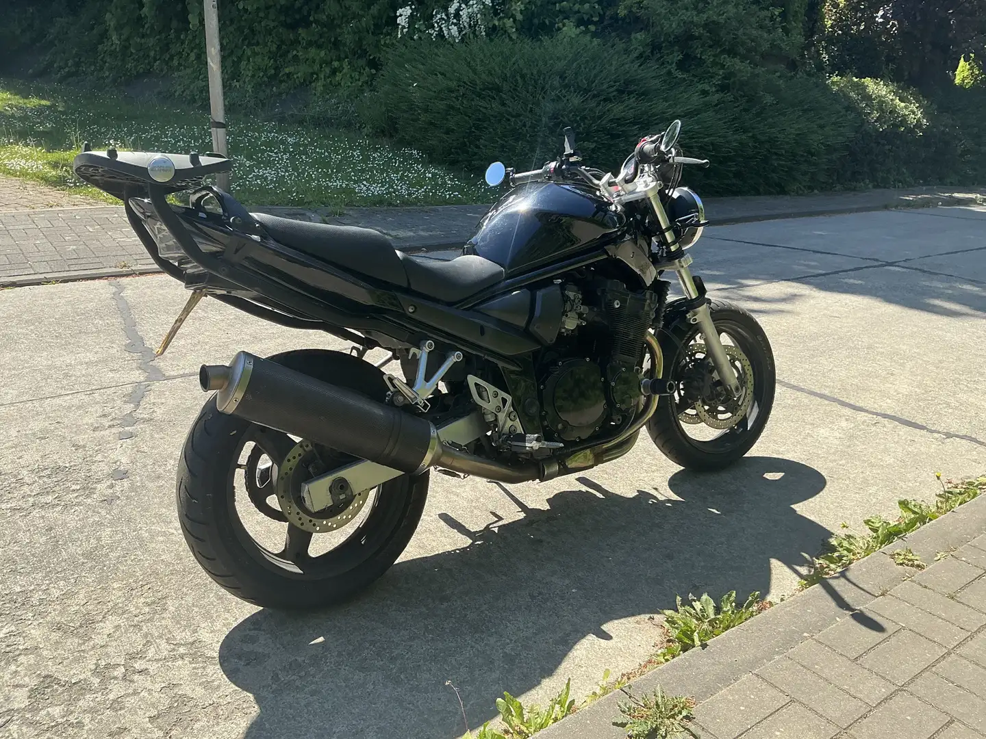 Suzuki Bandit 650 Negro - 2