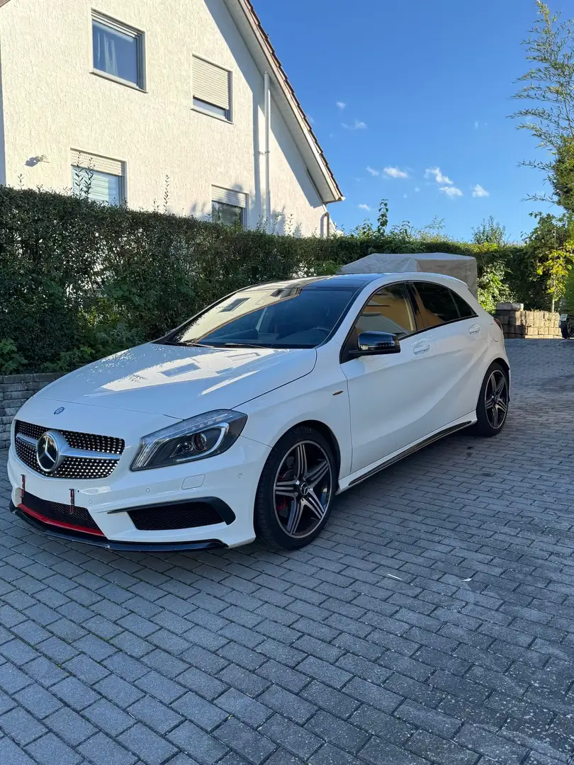 Mercedes-Benz A 250 BE AMG Sport 7G-DCT - 1