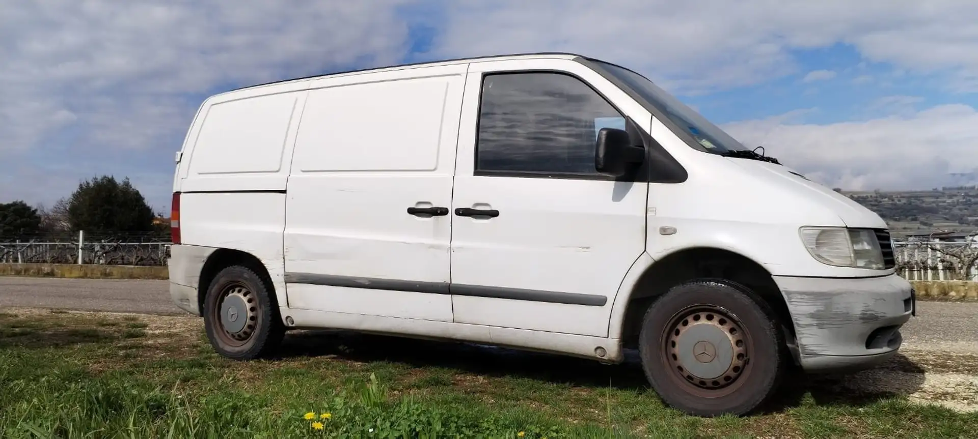 Mercedes-Benz Vito Alb - 1