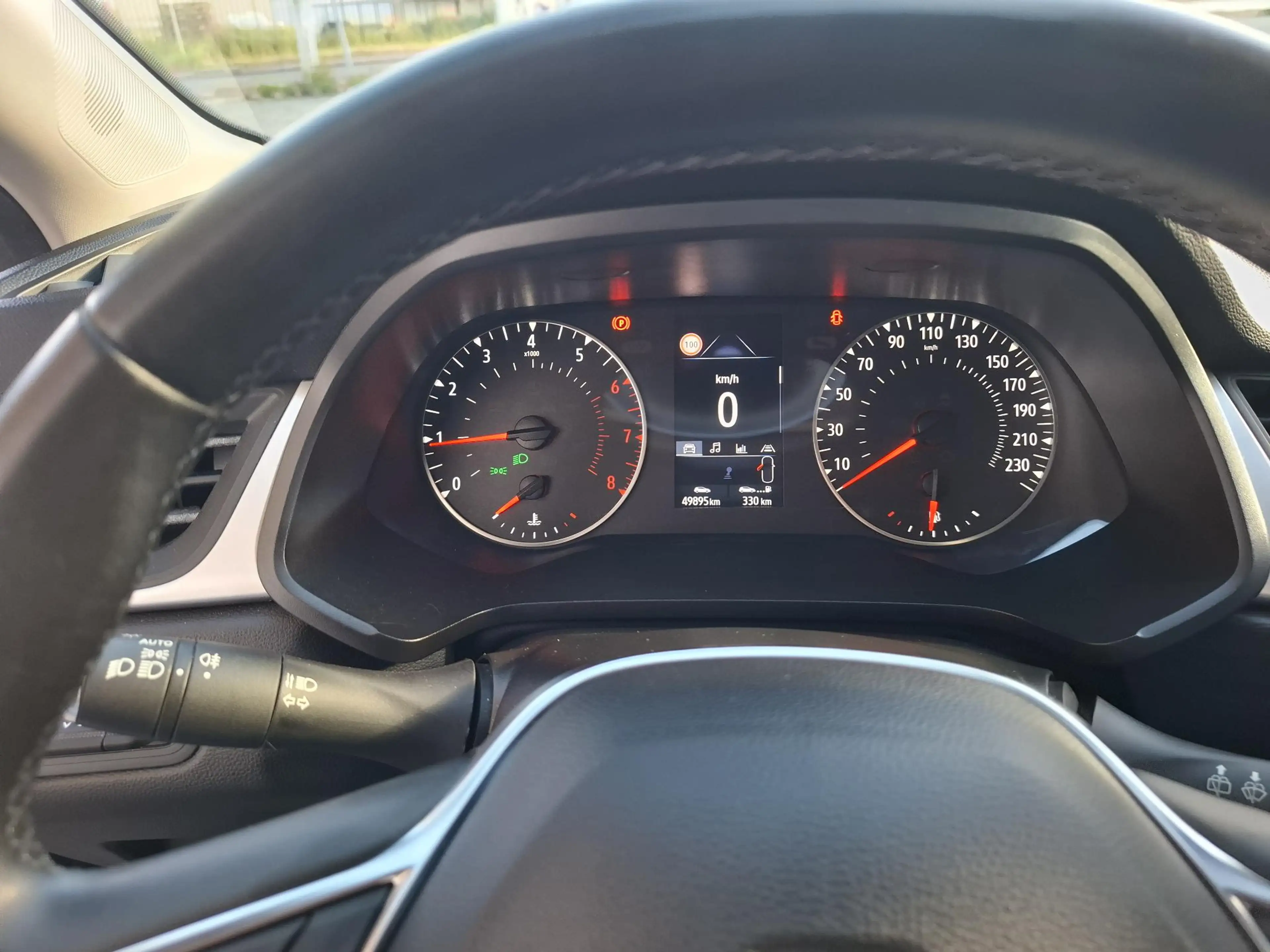 Renault Captur 1.0 TCe 100 Zen — photo 6