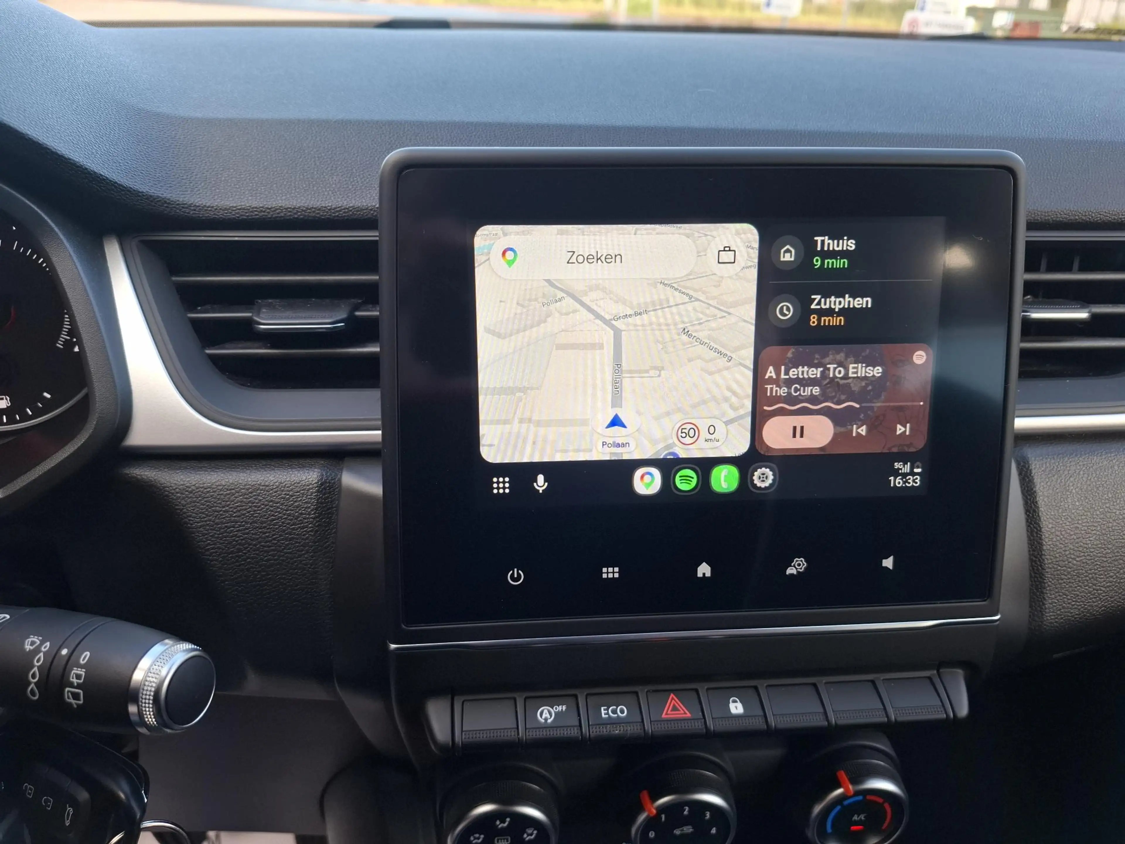 Renault Captur 1.0 TCe 100 Zen — photo 36
