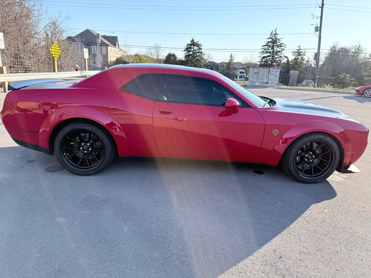 Dodge Challenger снимка Dodge Challenger