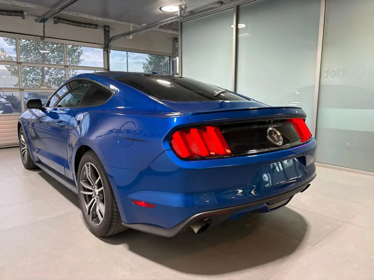 Ford Mustang снимка Ford Mustang
