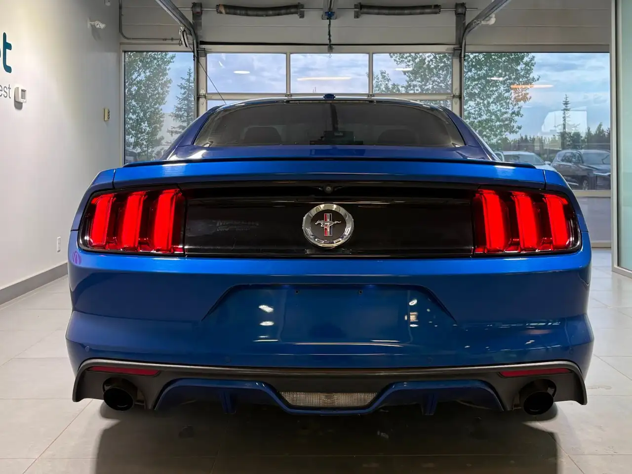 Ford Mustang снимка Ford Mustang