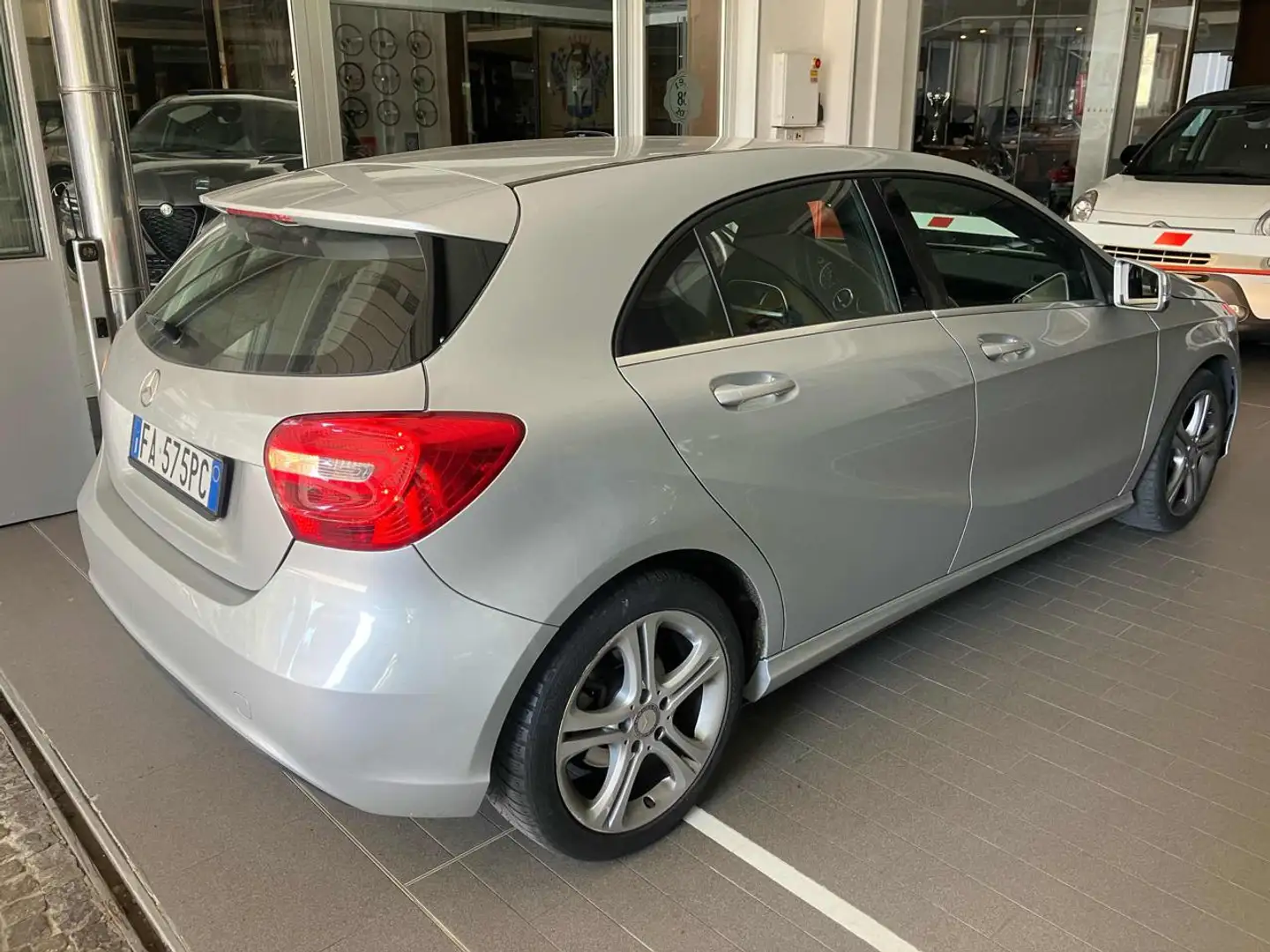 Mercedes-Benz A 180 CDI Sport Plateado - 1