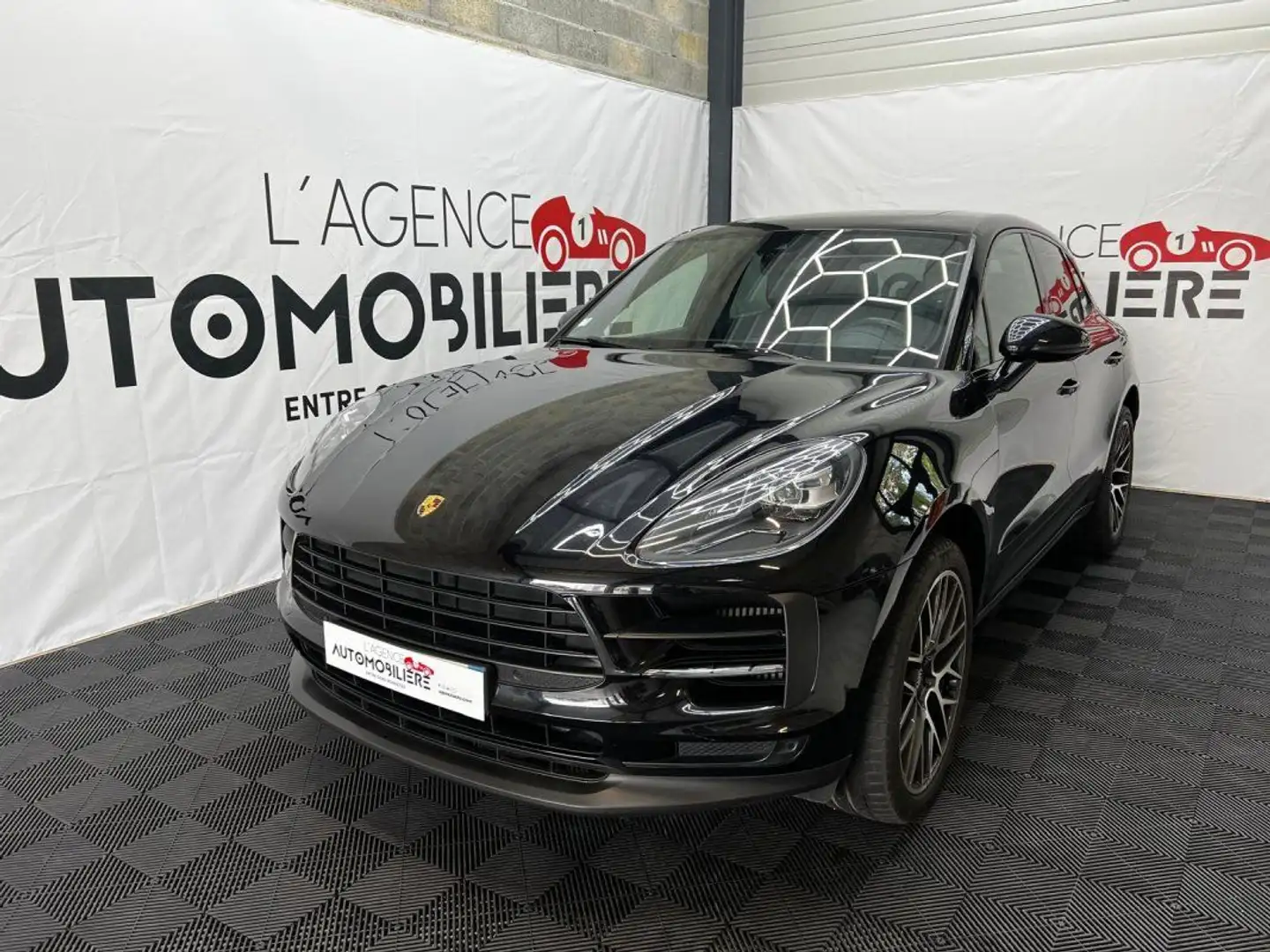 Porsche Macan S 3.0 V6 354 ch Zwart - 1