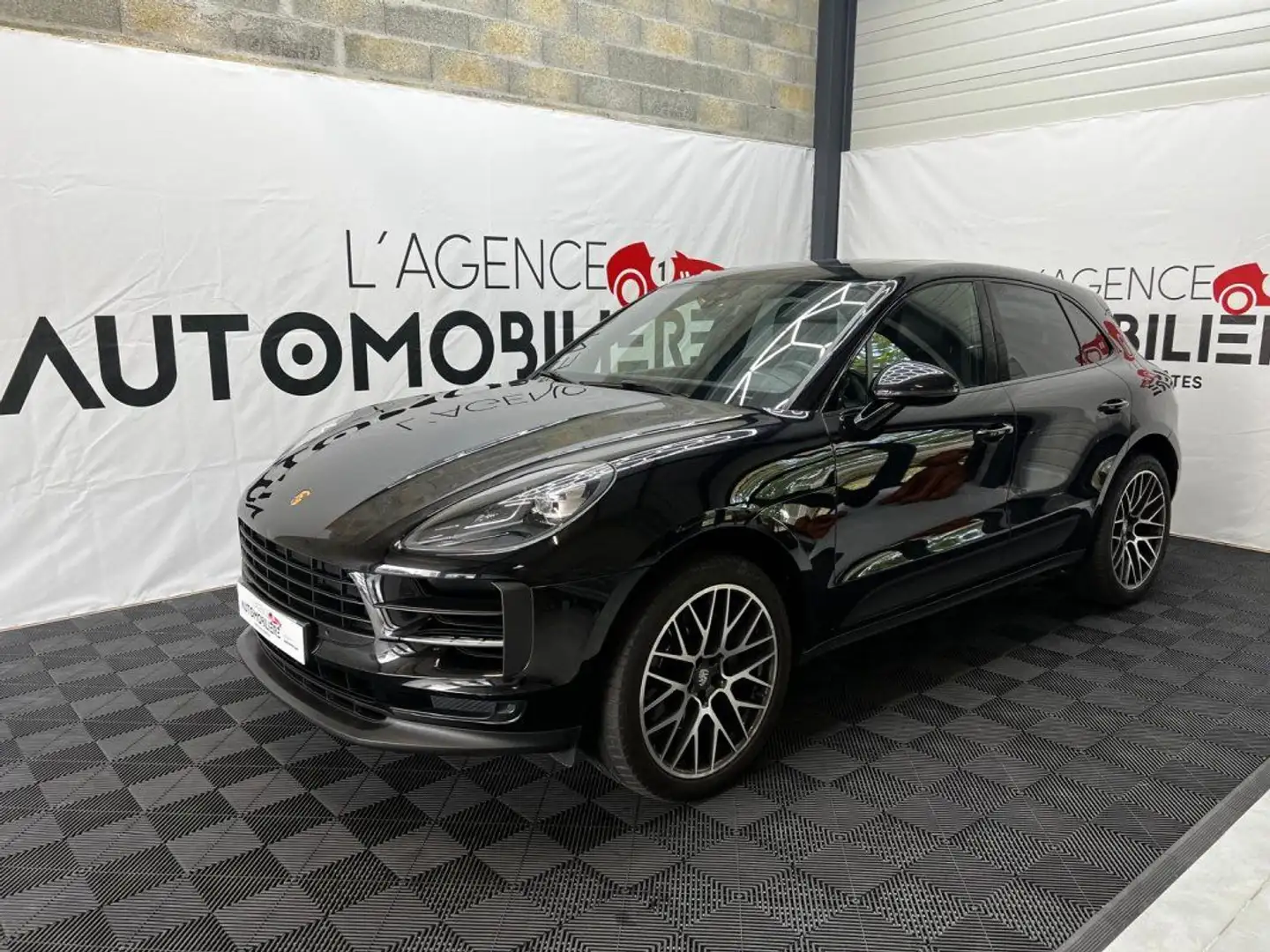 Porsche Macan S 3.0 V6 354 ch Zwart - 2