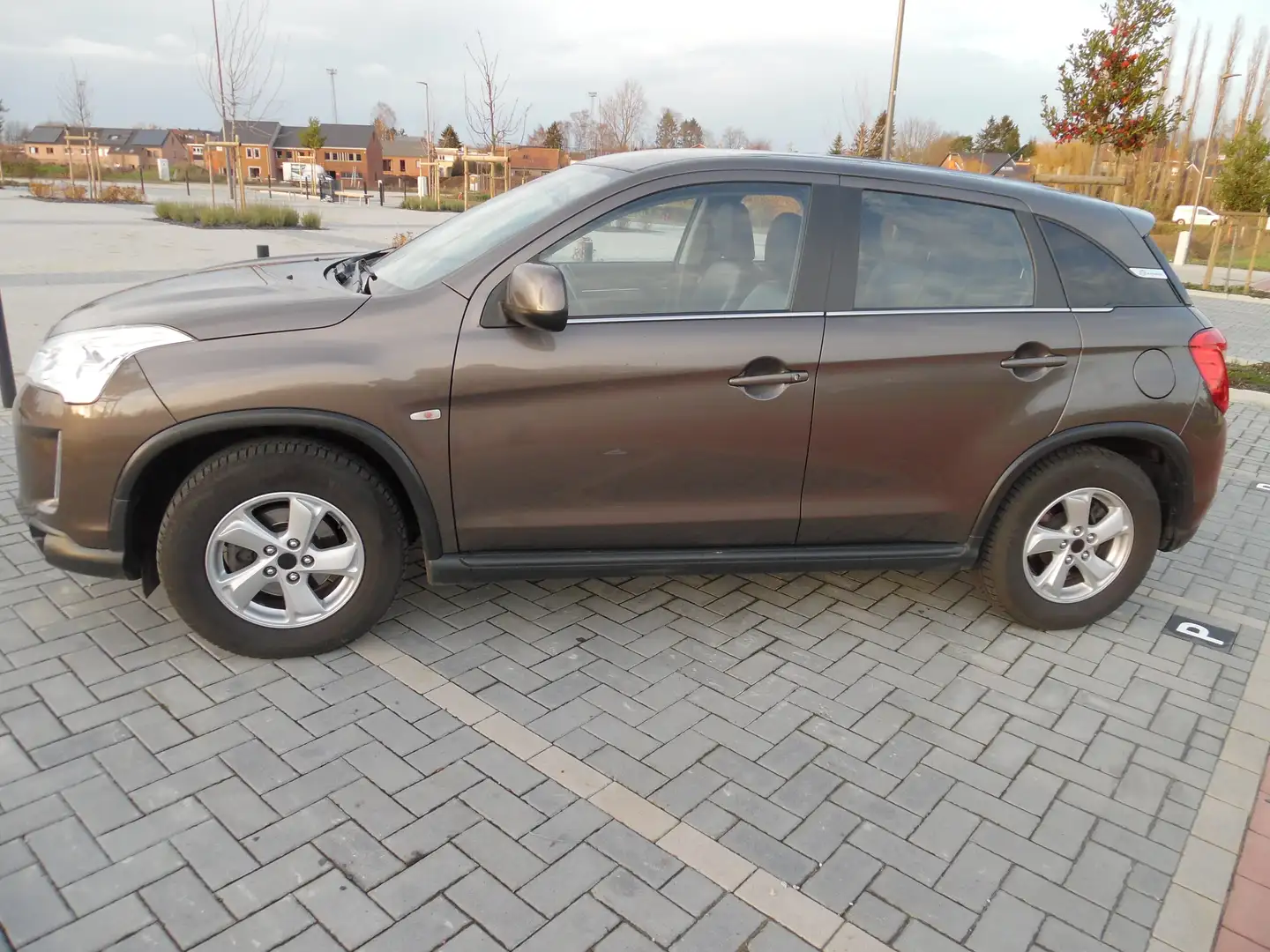 Citroen C4 Aircross C4 Aircross 1.6 HDi 2WD Attraction Bruin - 2