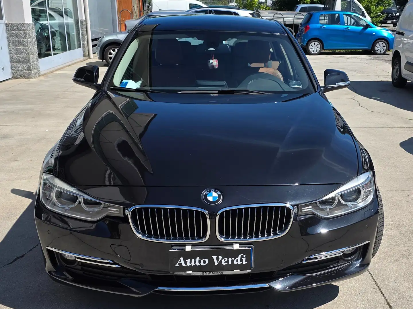BMW 318 Serie 3 F31 2012 Touring 318d Touring auto Nero - 2