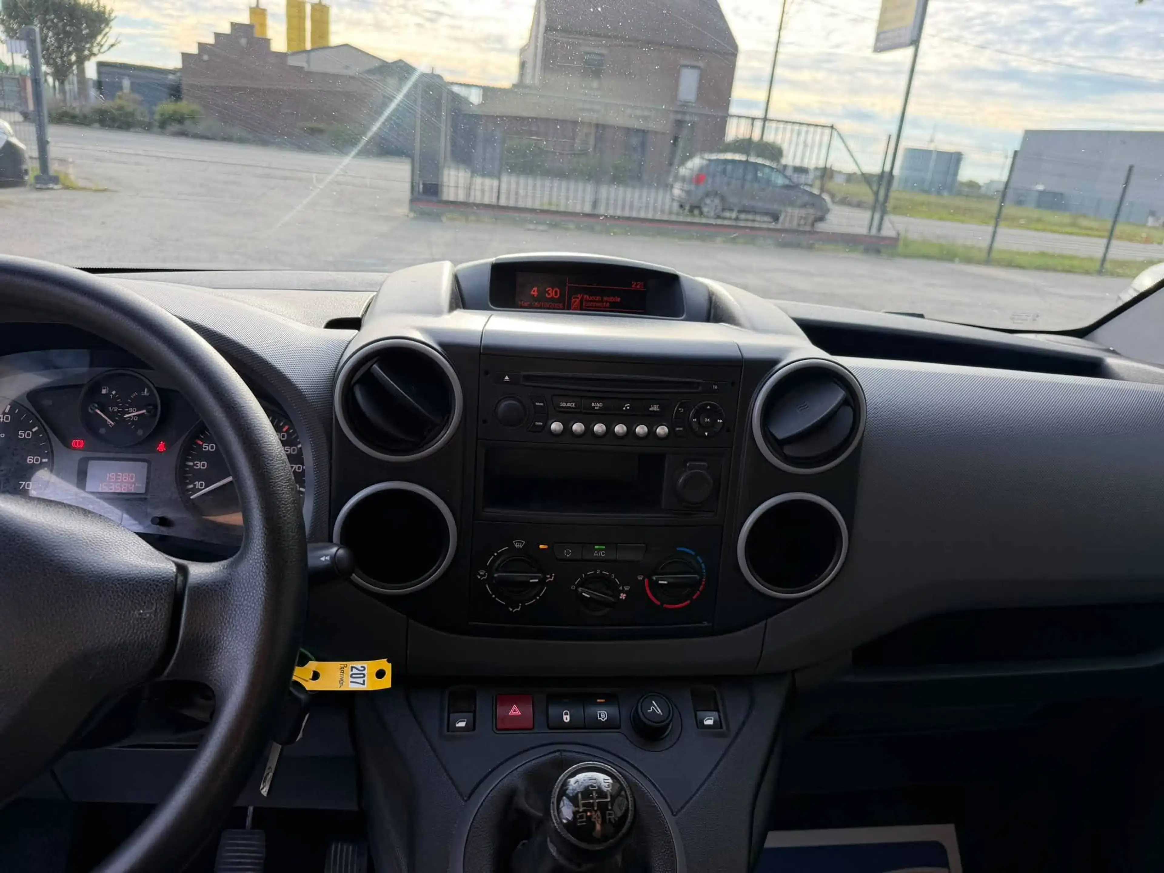 Peugeot Partner 1.6 BlueHDi L2H1 AIRCO CAPTEUR — photo 10