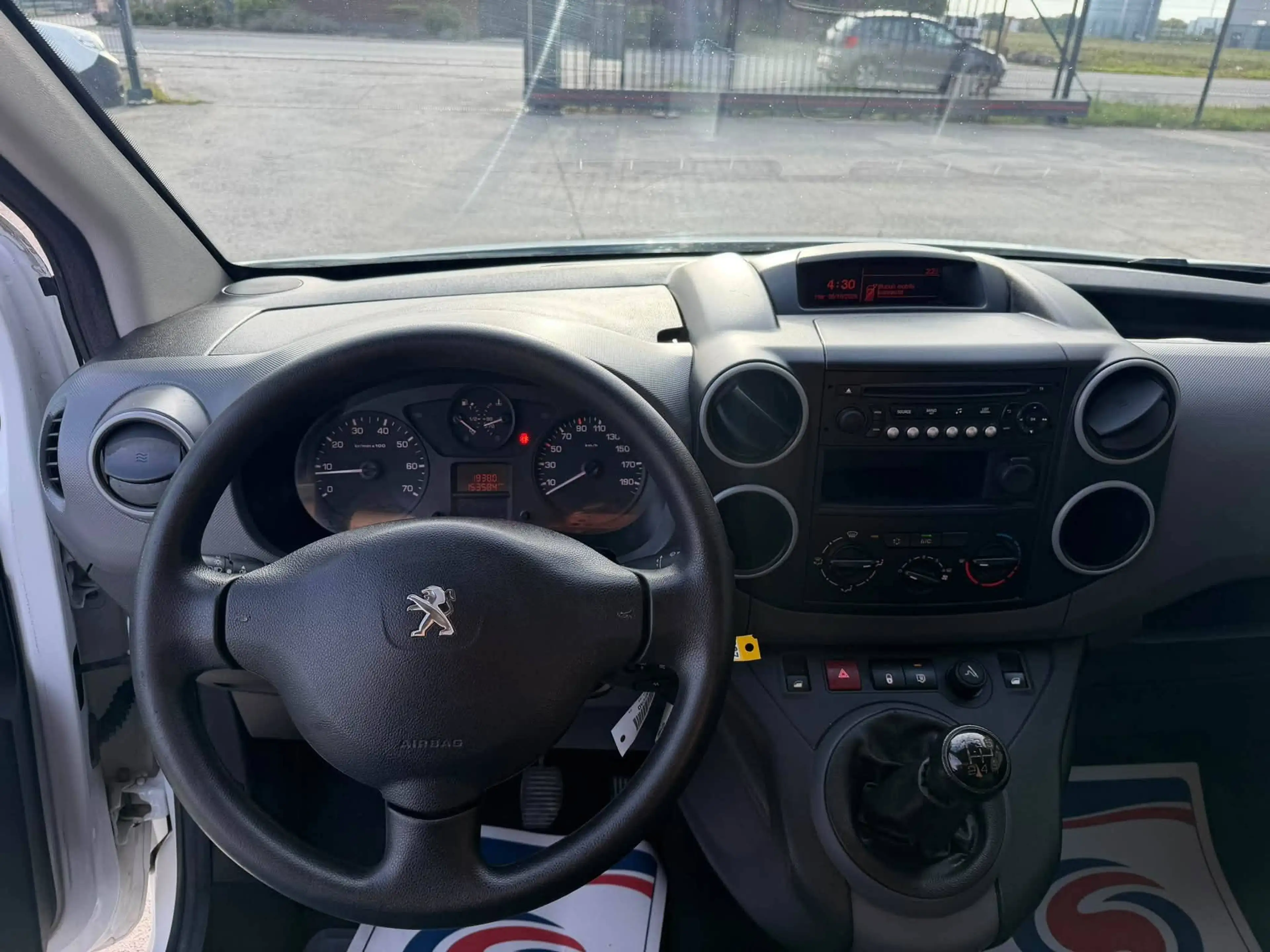 Peugeot Partner 1.6 BlueHDi L2H1 AIRCO CAPTEUR — photo 8