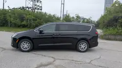 Chrysler Pacifica 2027