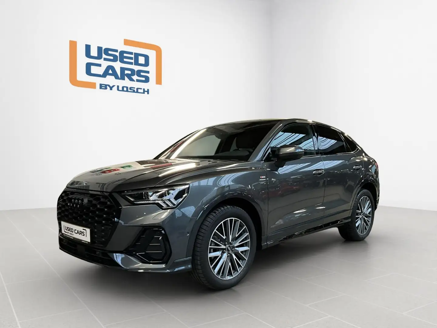 Audi Q3 SB+S-Line+40TFSI+Quattro+S-Tro Grau - 1