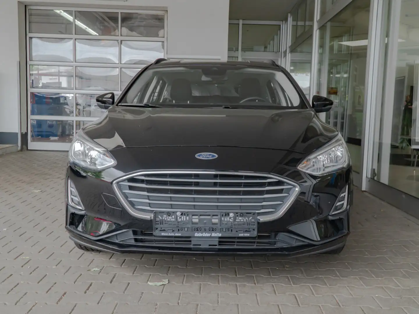 Ford Focus 1.0 EcoBoost Trend KLIMA SITZHEIZUNG Noir - 2