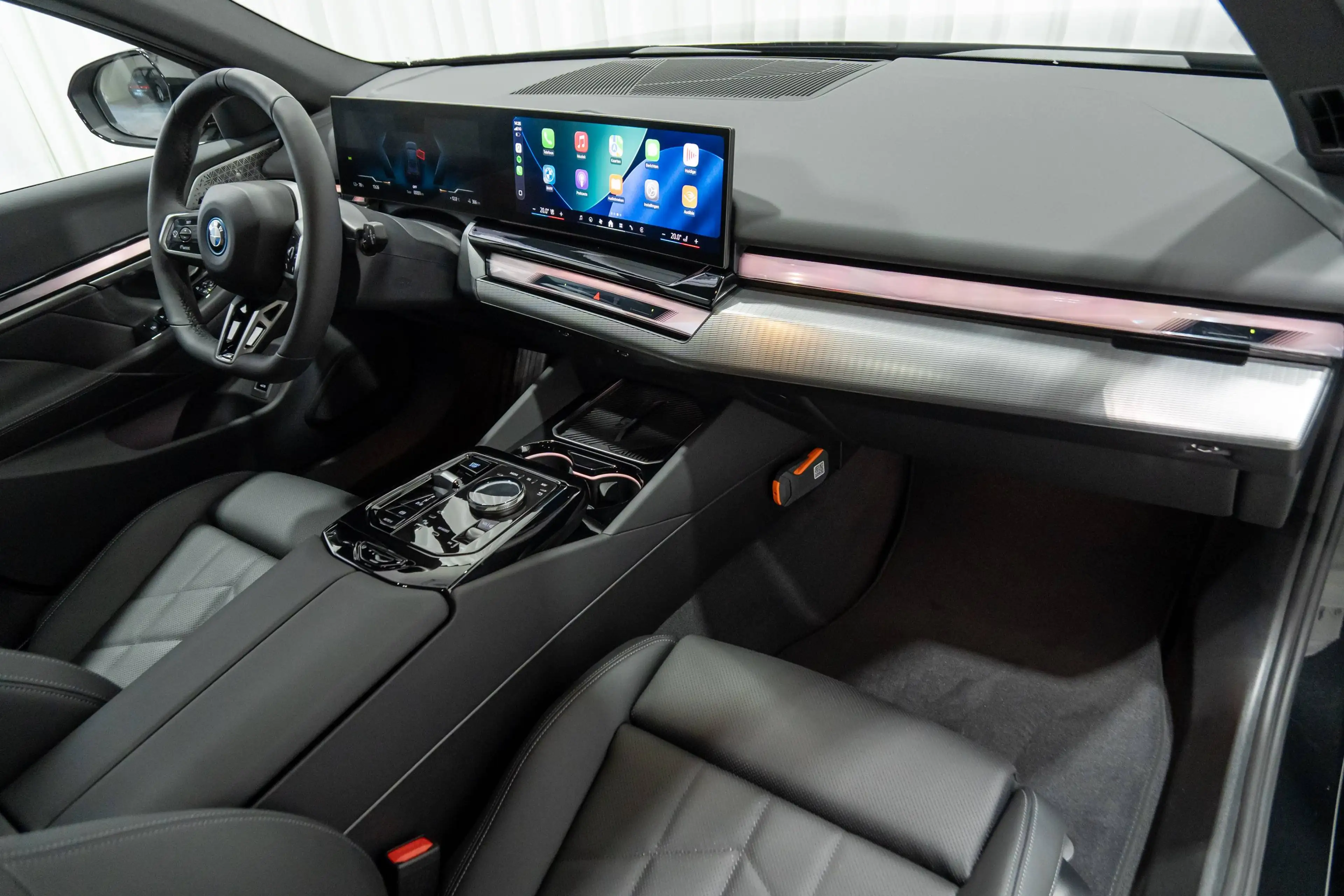 BMW i5 Touring eDrive40 M Sport Pro Bowers & Wilkins Pano ACC — photo 15