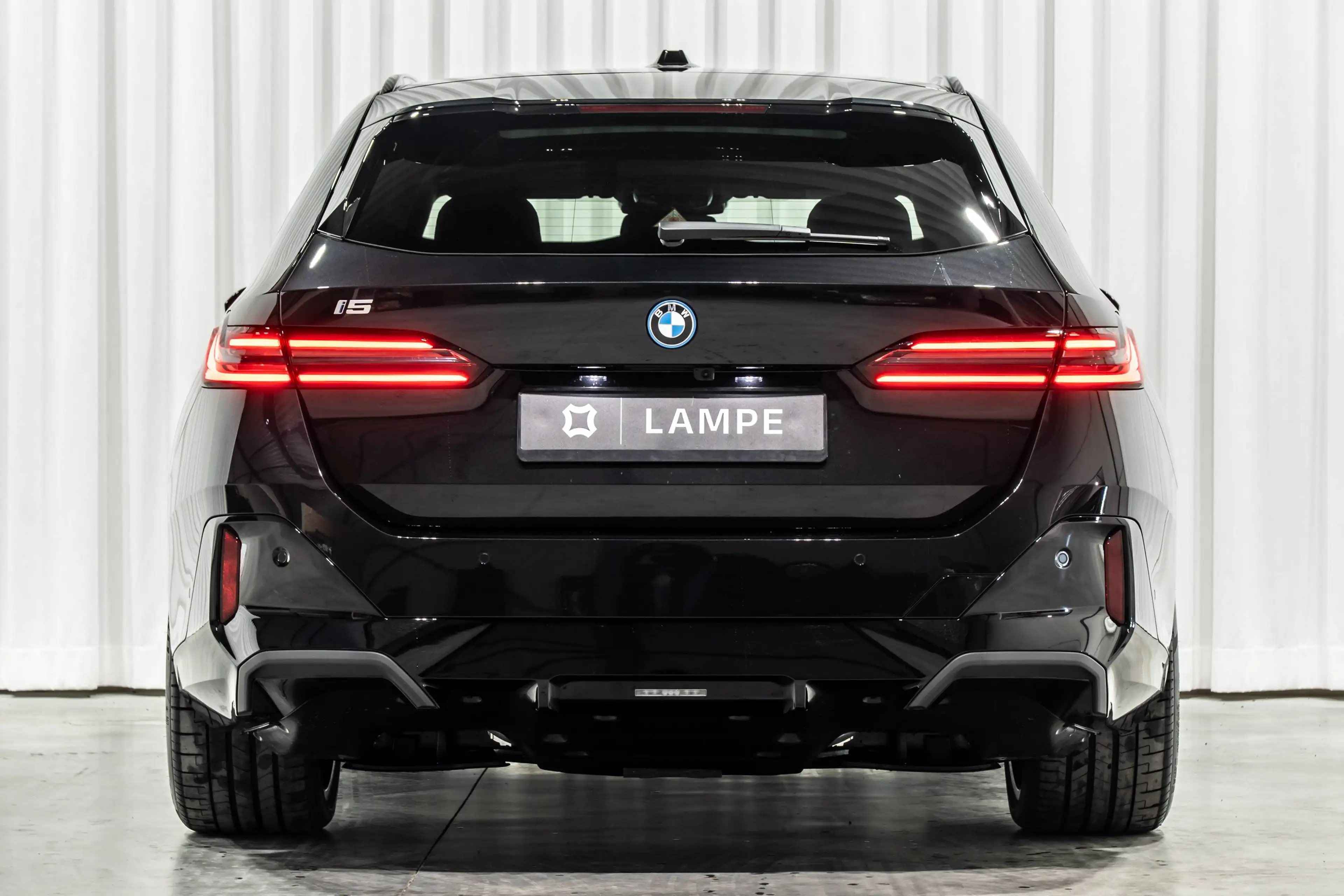 BMW i5 Touring eDrive40 M Sport Pro Bowers & Wilkins Pano ACC — photo 7