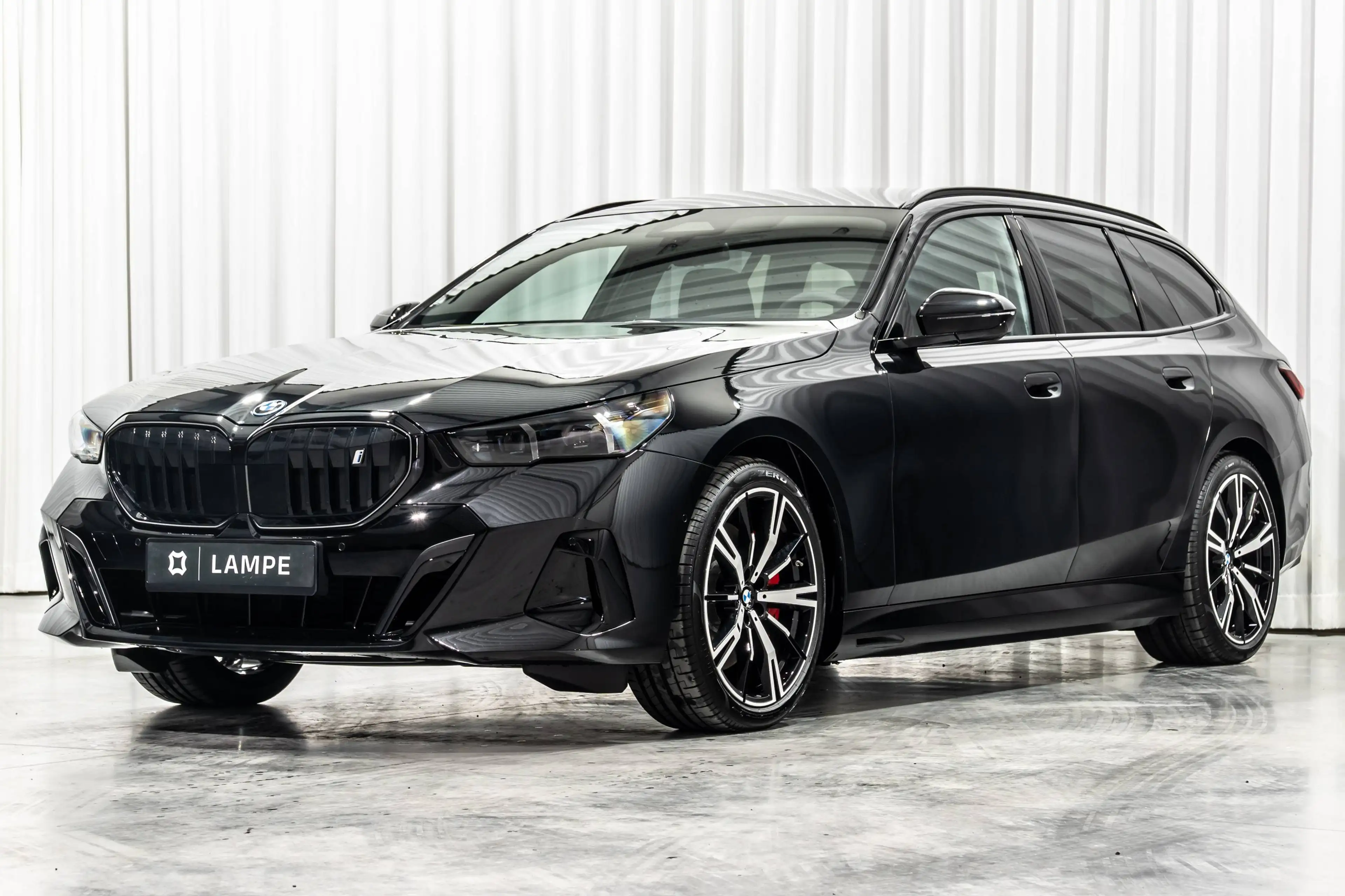 BMW i5 Touring eDrive40 M Sport Pro Bowers & Wilkins Pano ACC — photo 3