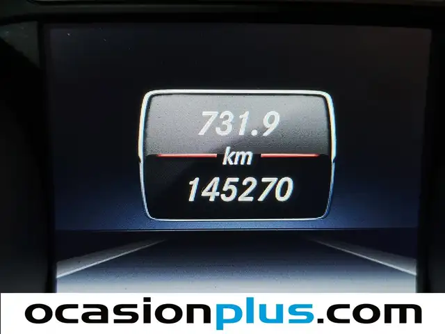 Mercedes-Benz CLA view 10