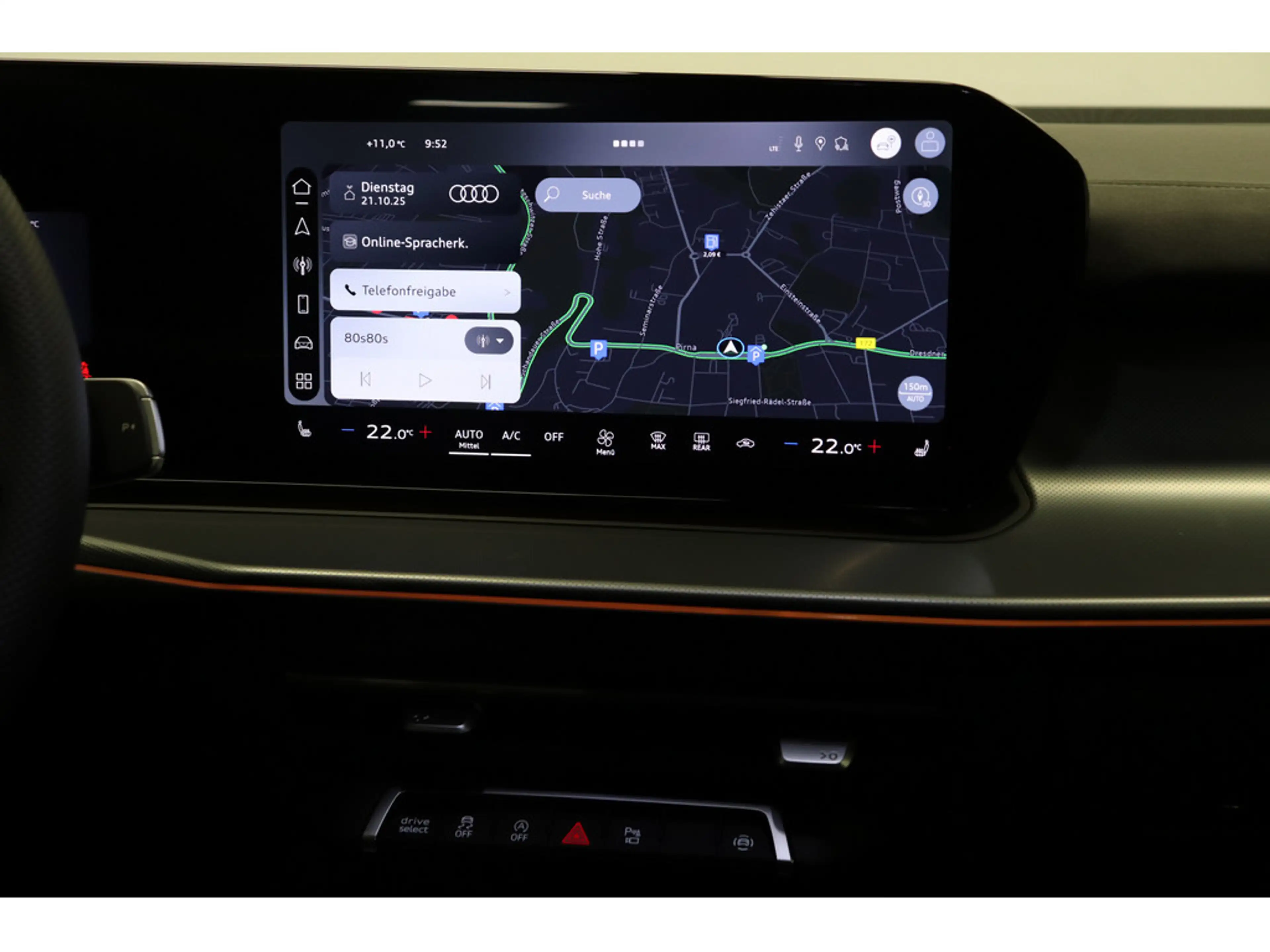 Audi Q3 SUV TFSI S tronic #S line#tech+#Leder#Pano — photo 14