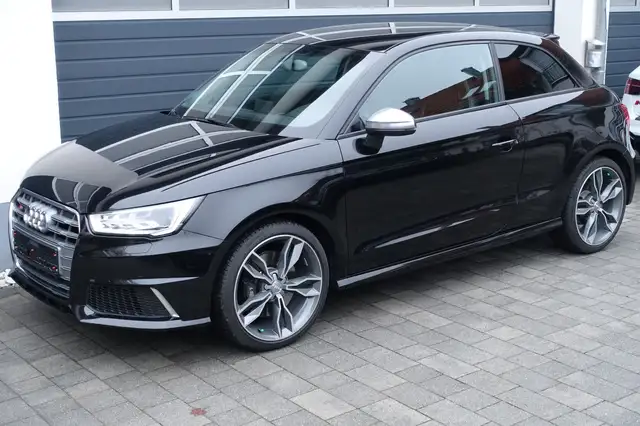 Audi S1 2.0 TFSI quattro S-Schale Navi 1.Hand BiXenon