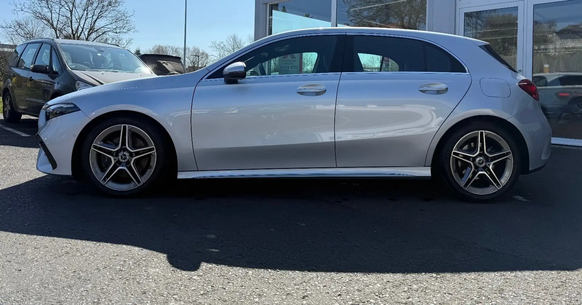 Mercedes-Benz A 220 d AMG Line Premium  auto Argento - 2