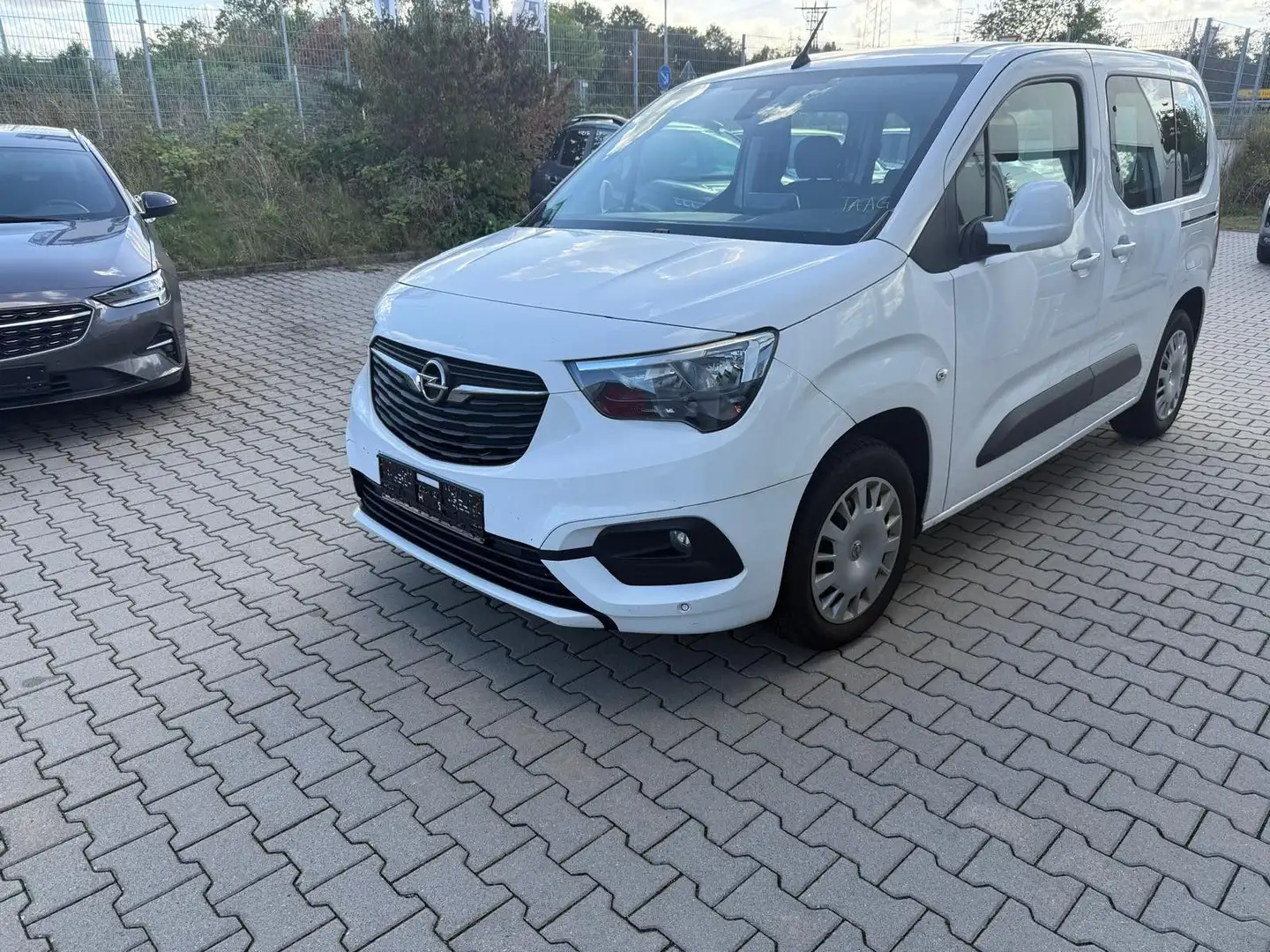 Opel Combo Life Automatik Rückfahrkamera 180° Blanc - 1