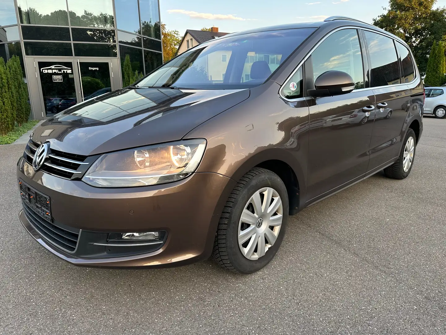 Volkswagen Sharan Highline  Pano/7-Sitzer/AHK Barna - 1