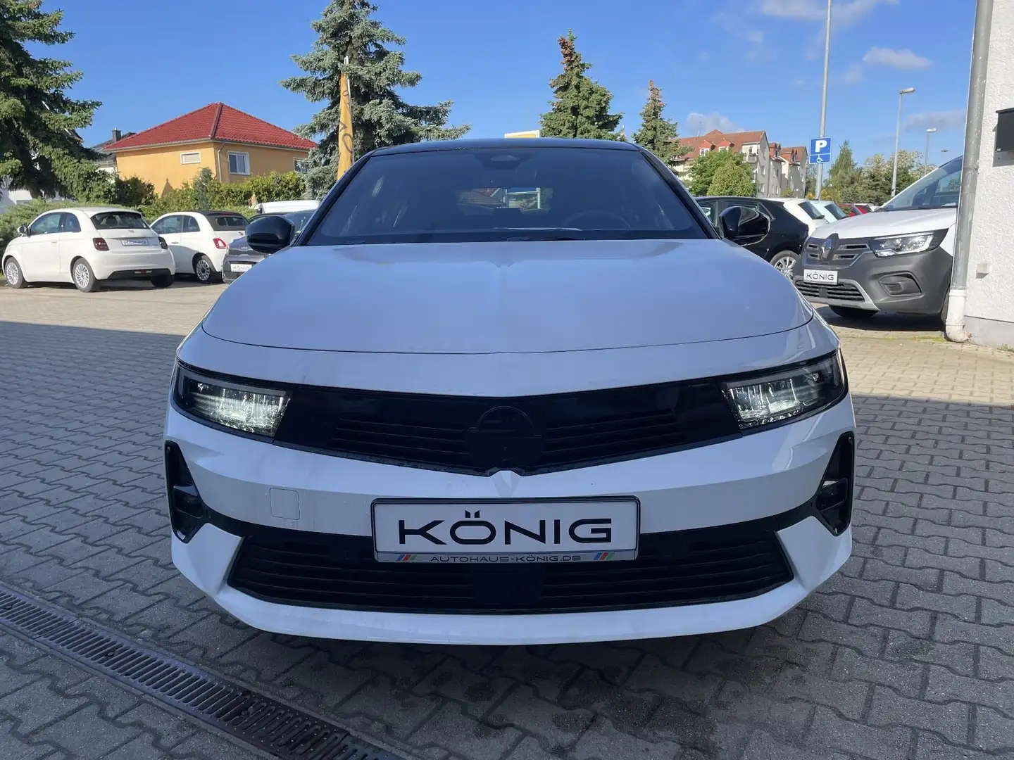 Opel Astra , 5-Türer, GS, 1.2 Direct Injection Turbo 100 Weiß - 2