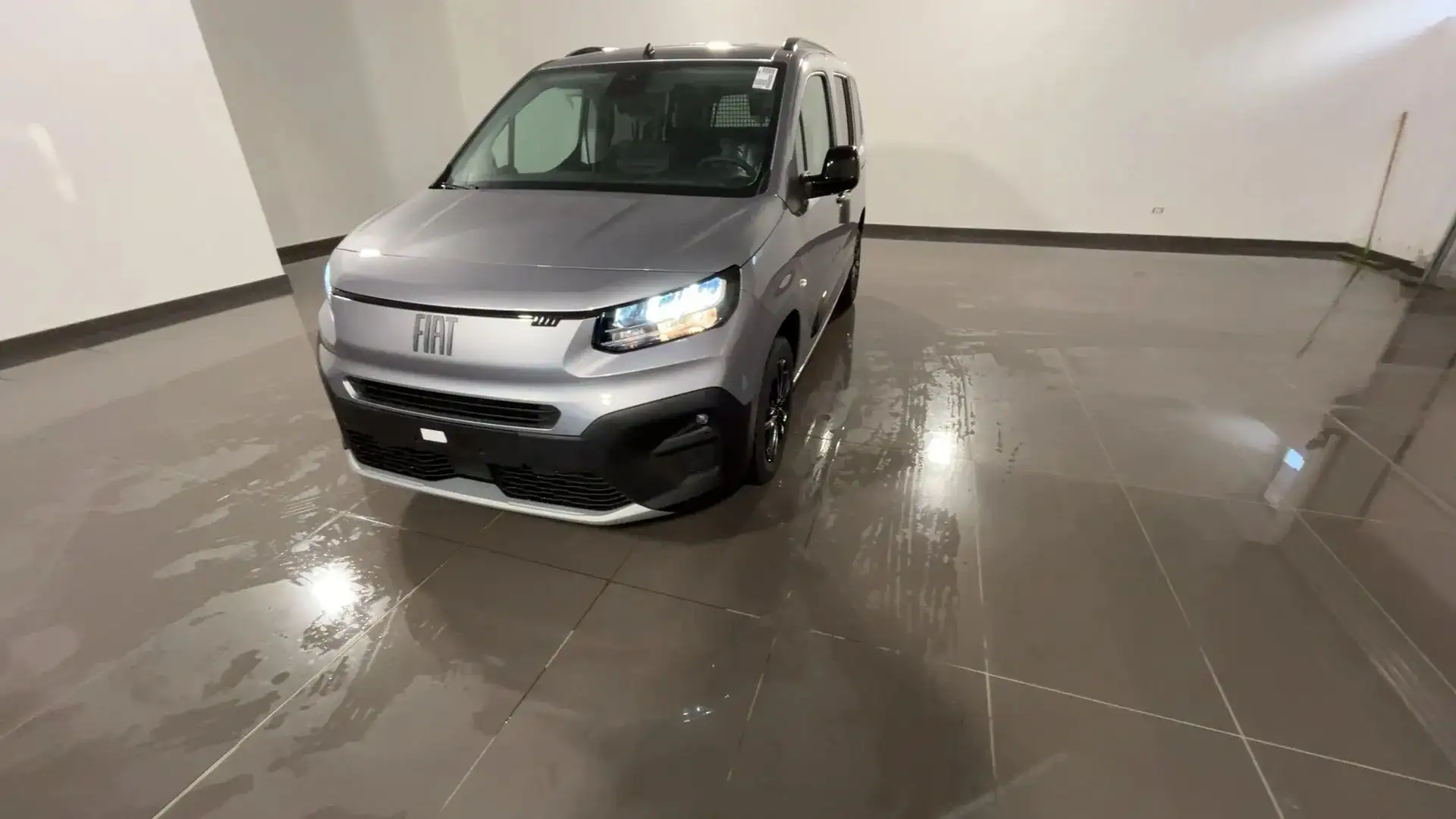 Fiat Doblo Doblo S3 Combi 1.5 BlueHDI 130cv MT6 N1 Gris - 1