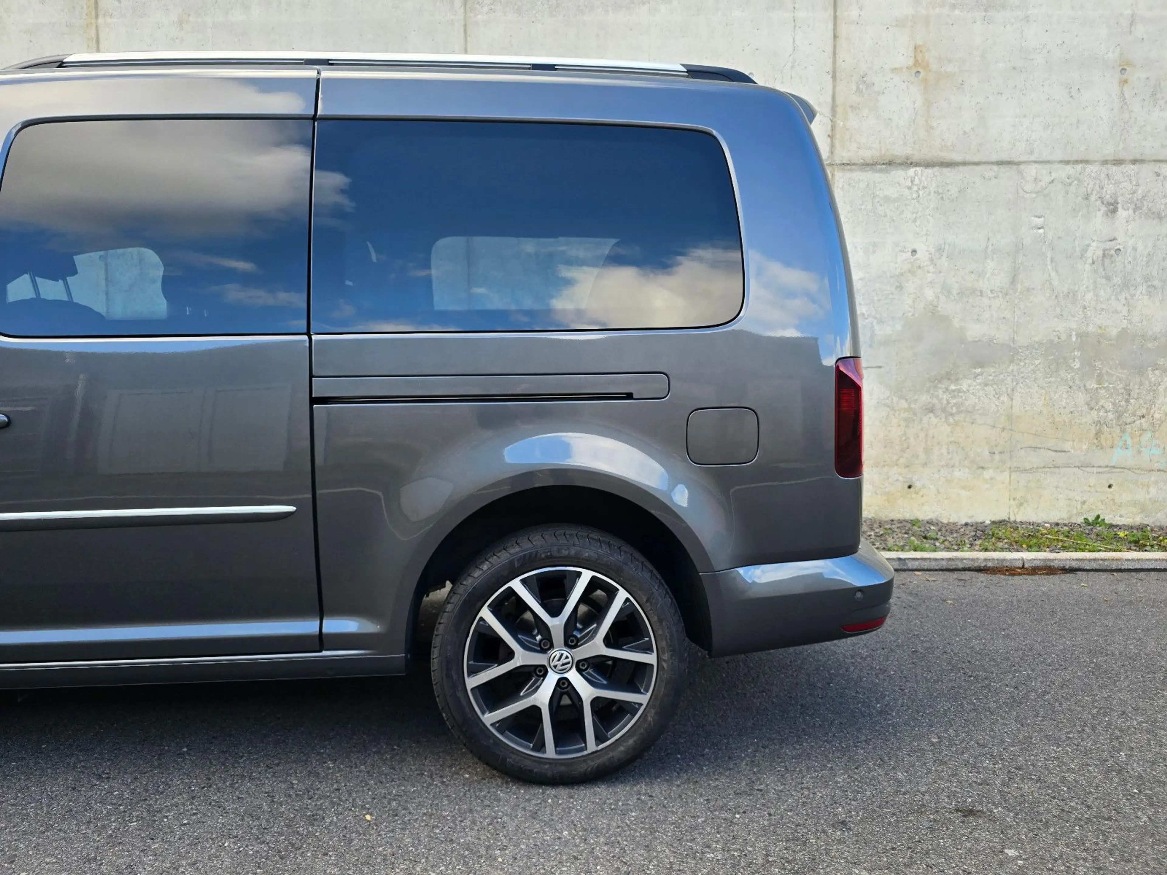 Volkswagen Caddy Highline 1.4TSI 131PS DSG 7Sitzer — photo 9