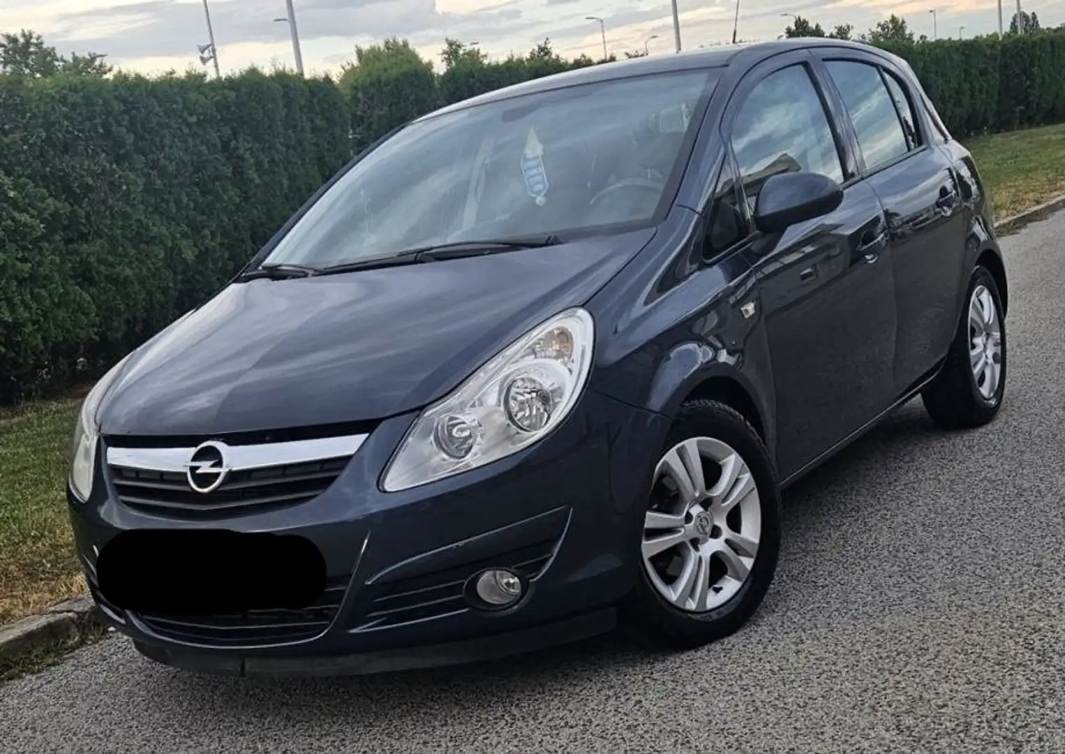 Opel Corsa Corsa 1.7 CDTICosmo 2010 - 1