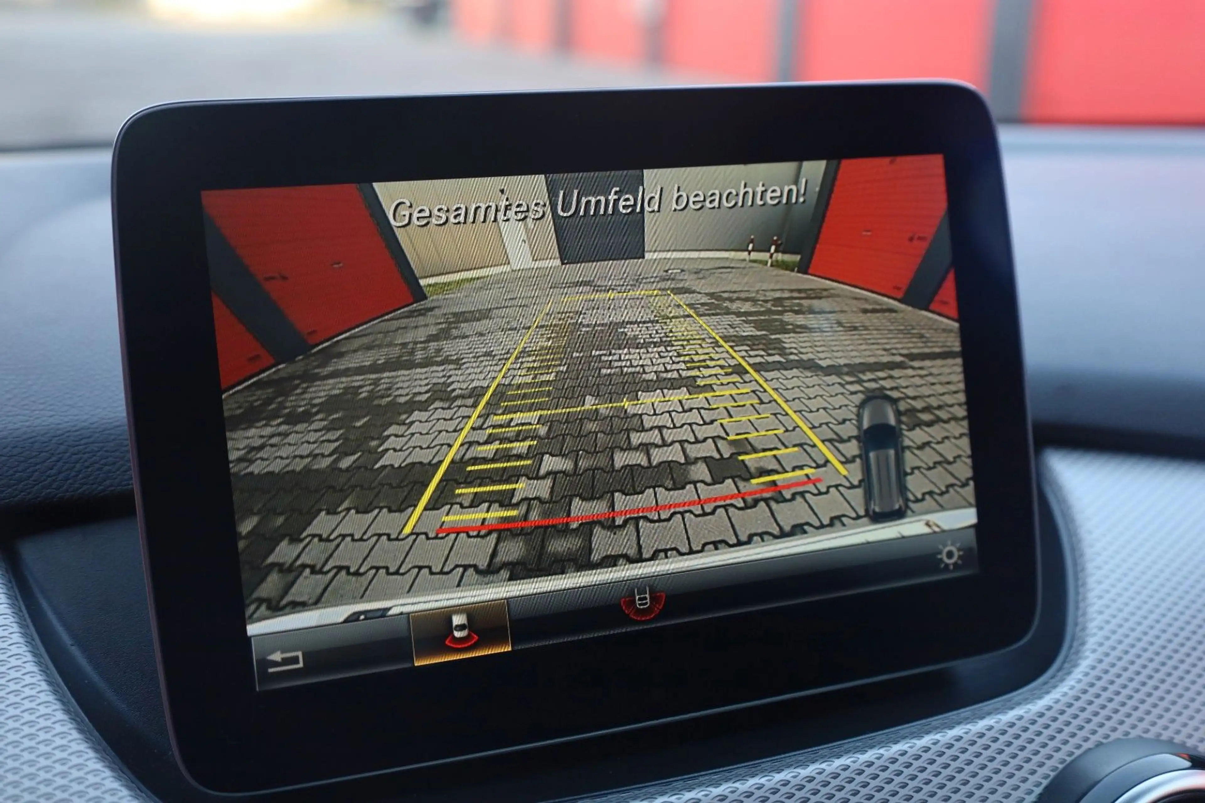Mercedes-Benz B 200 Urban Navi AHK LED Kamera PDC — photo 15