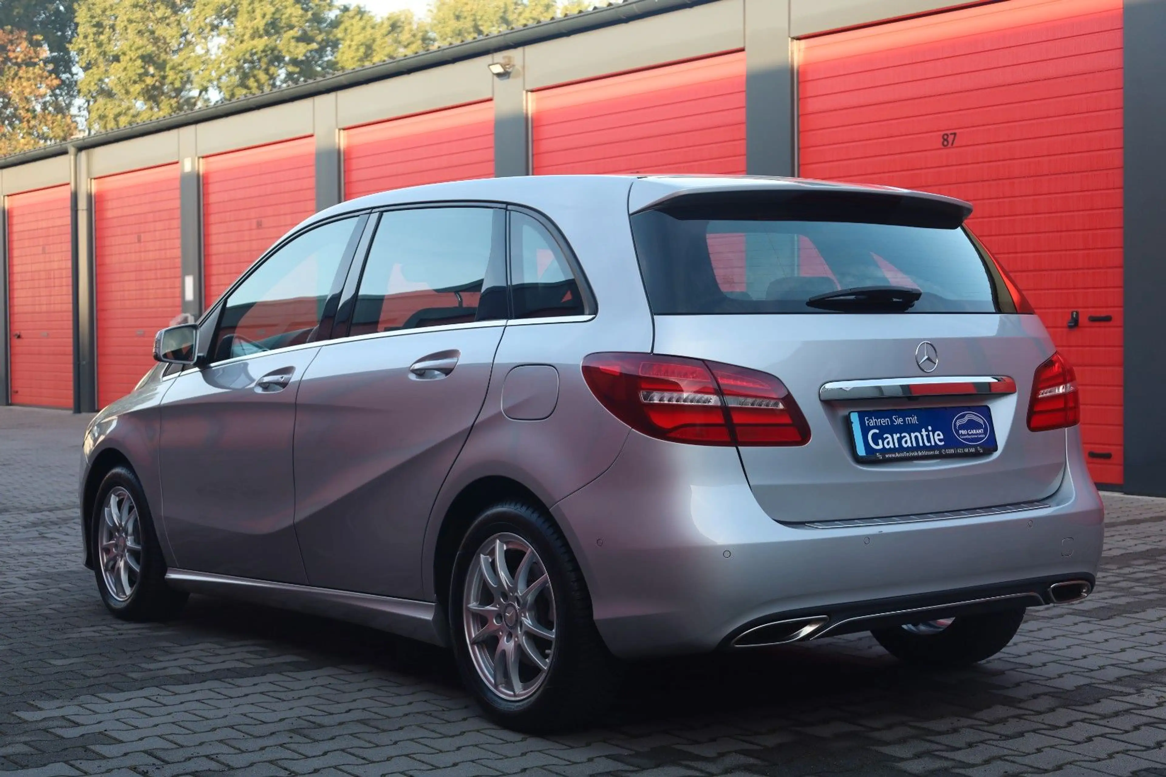 Mercedes-Benz B 200 Urban Navi AHK LED Kamera PDC — photo 5