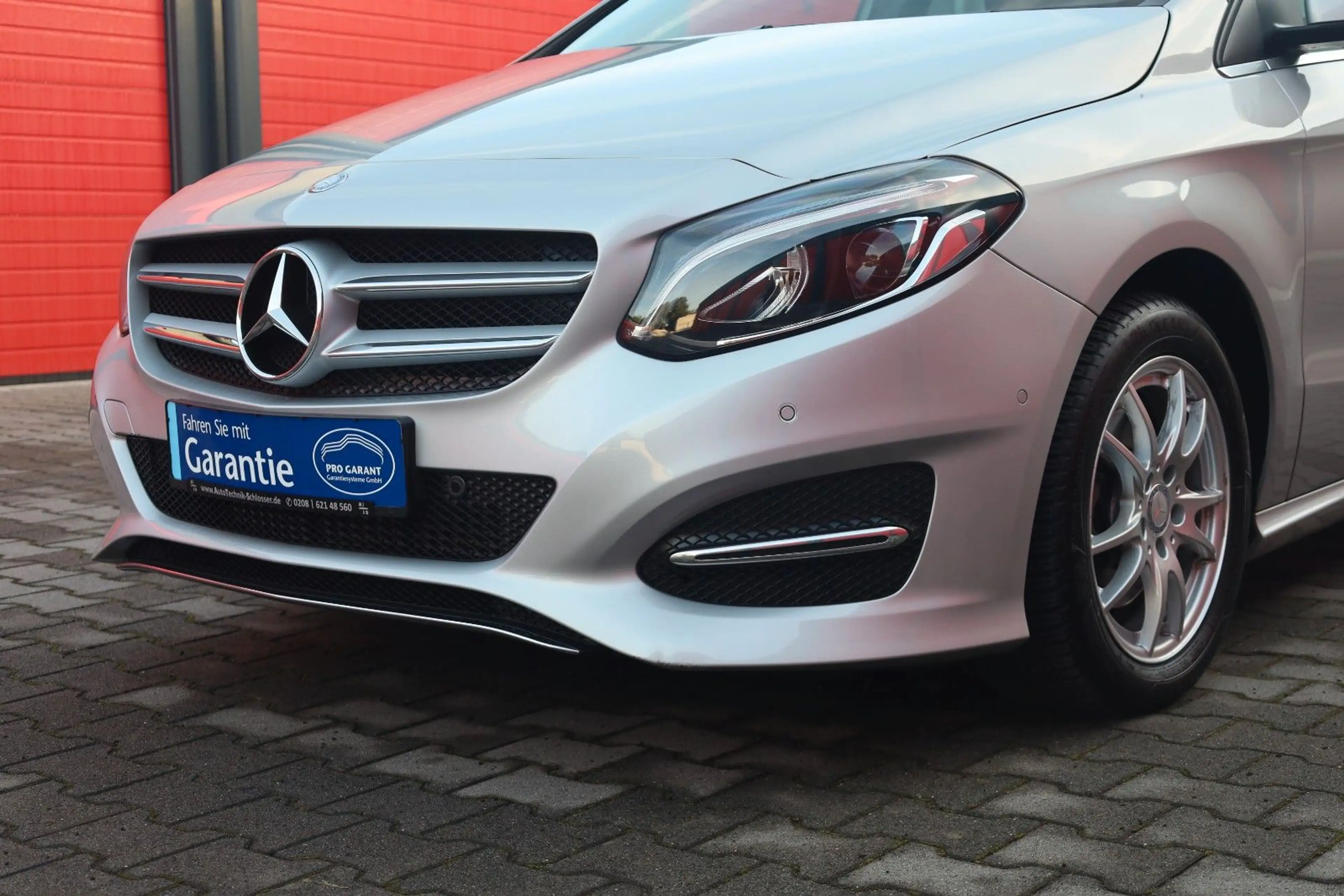 Mercedes-Benz B 200 Urban Navi AHK LED Kamera PDC — photo 2
