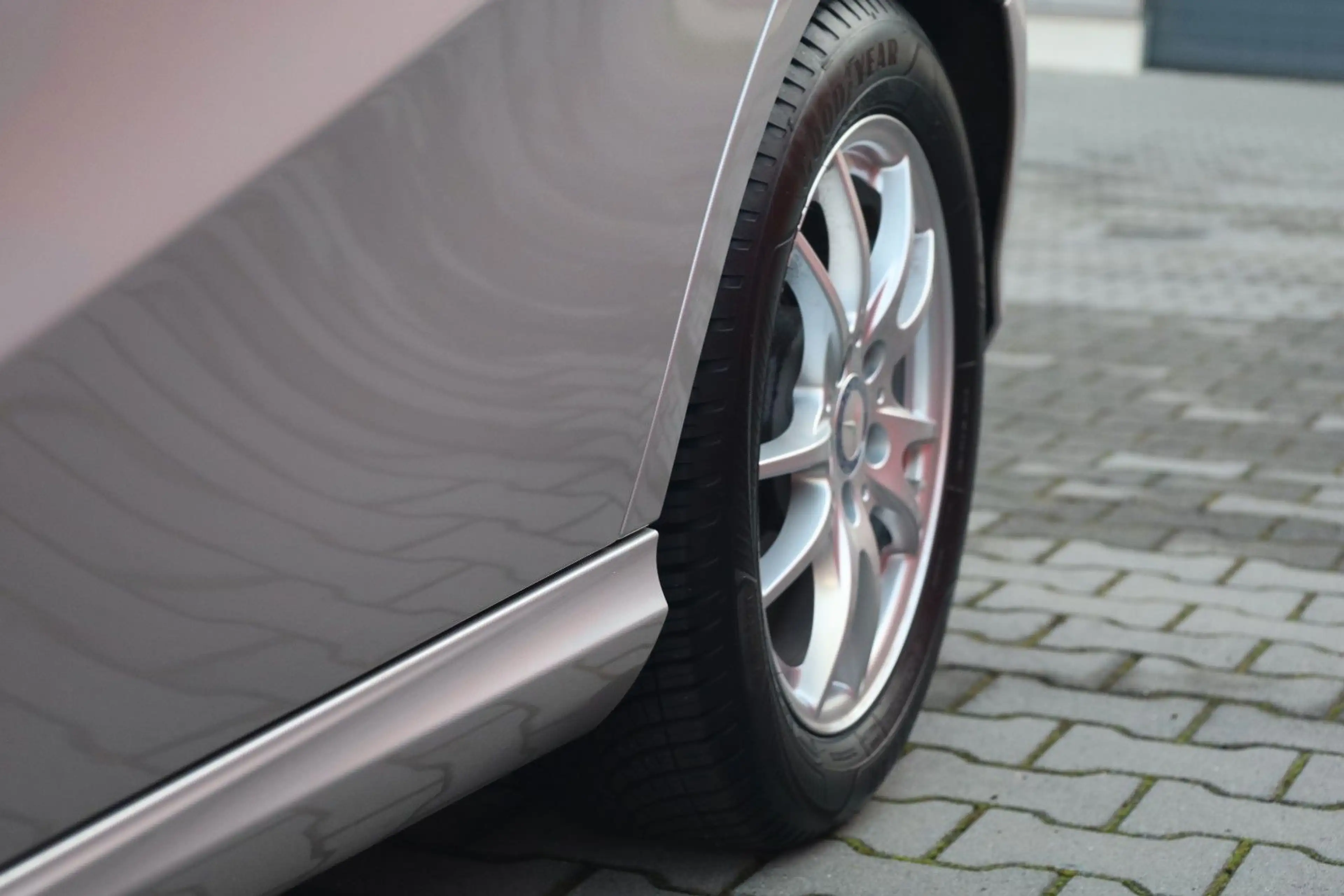 Mercedes-Benz B 200 Urban Navi AHK LED Kamera PDC — photo 10