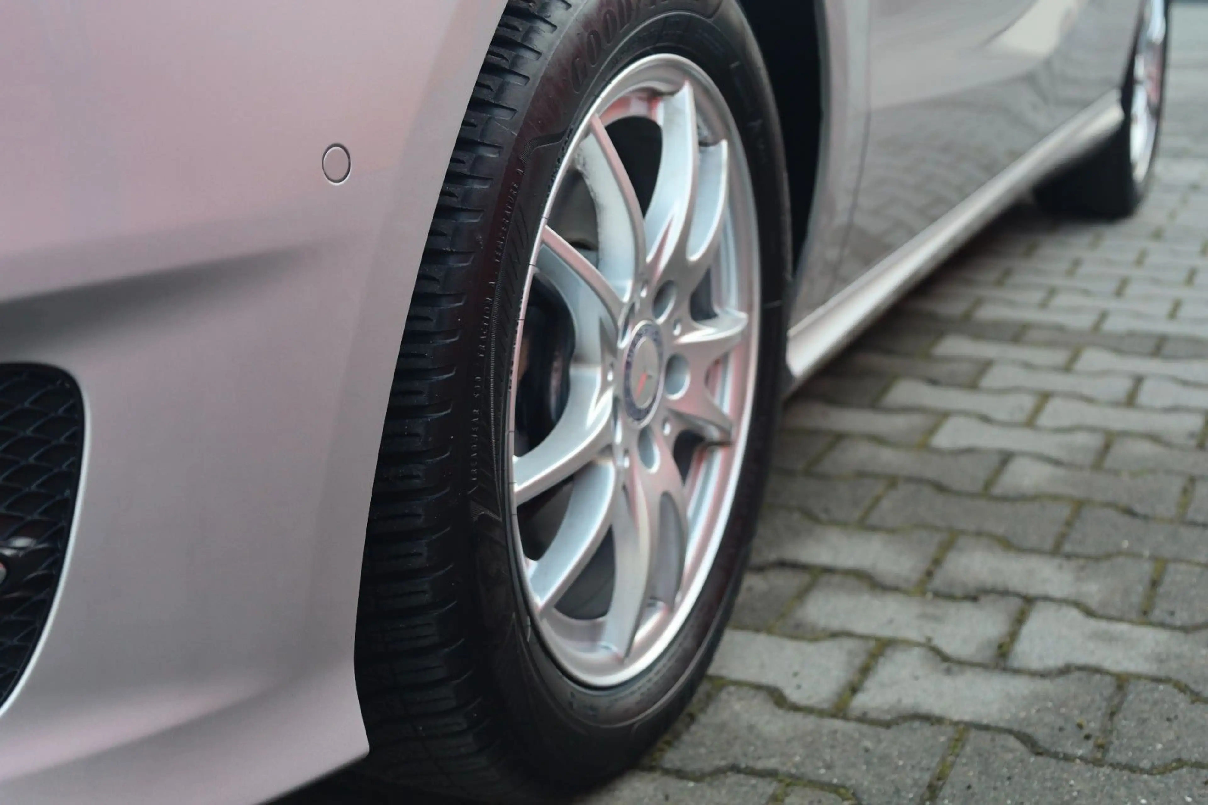 Mercedes-Benz B 200 Urban Navi AHK LED Kamera PDC — photo 9