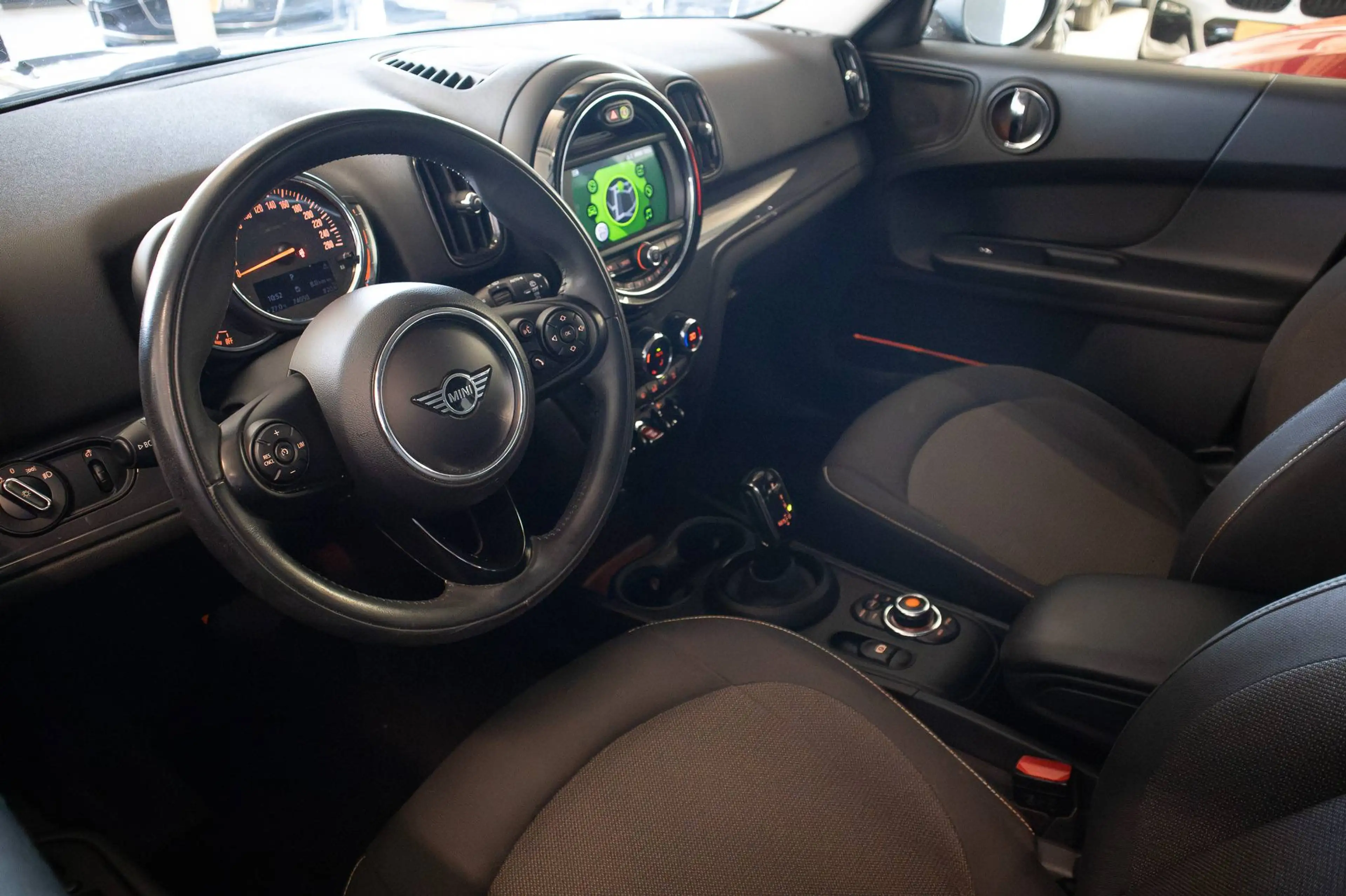 MINI Cooper Countryman 1.5, KEY-LESS, AUTOMAAT, LED, AIRCO, NAVI — photo 9