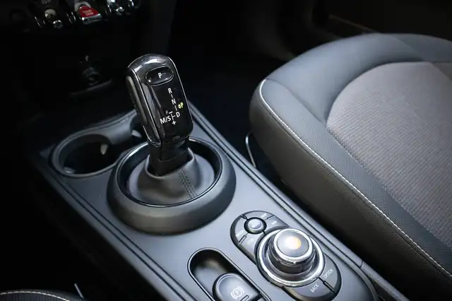 Mini Countryman view 19