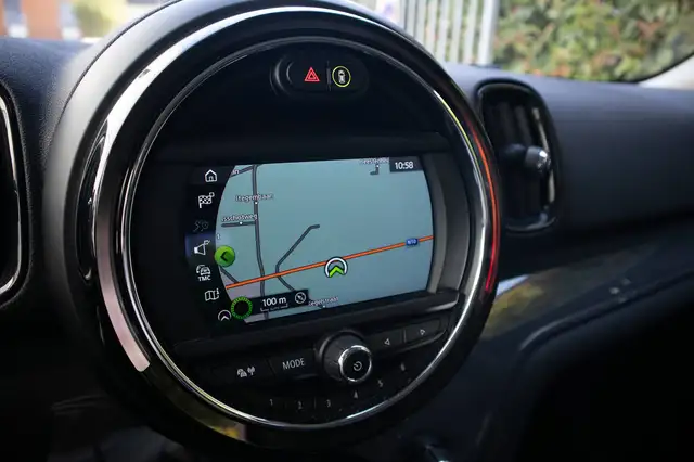 Mini Cooper Cooper view 14