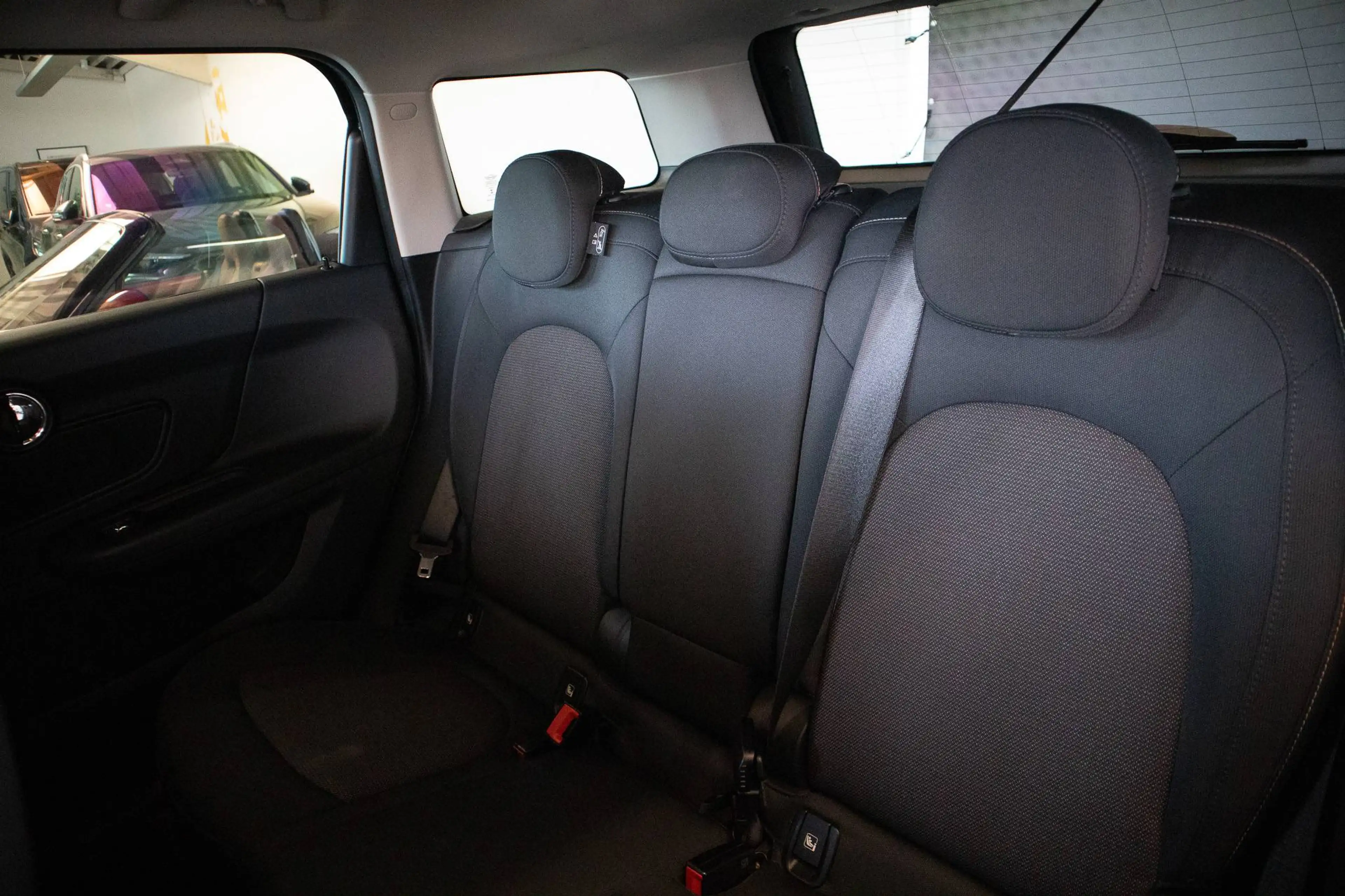 MINI Cooper Countryman 1.5, KEY-LESS, AUTOMAAT, LED, AIRCO, NAVI — photo 12