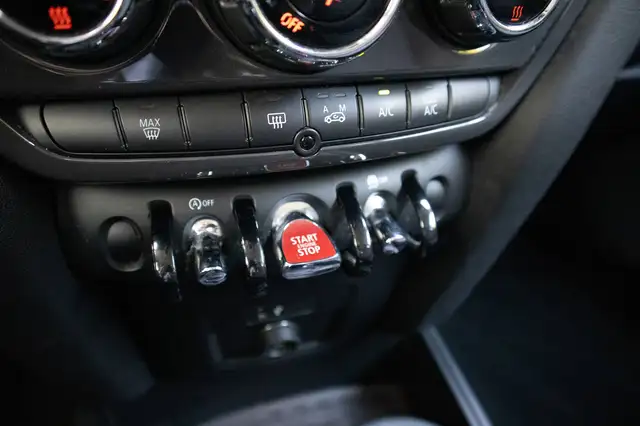 Mini Countryman view 20